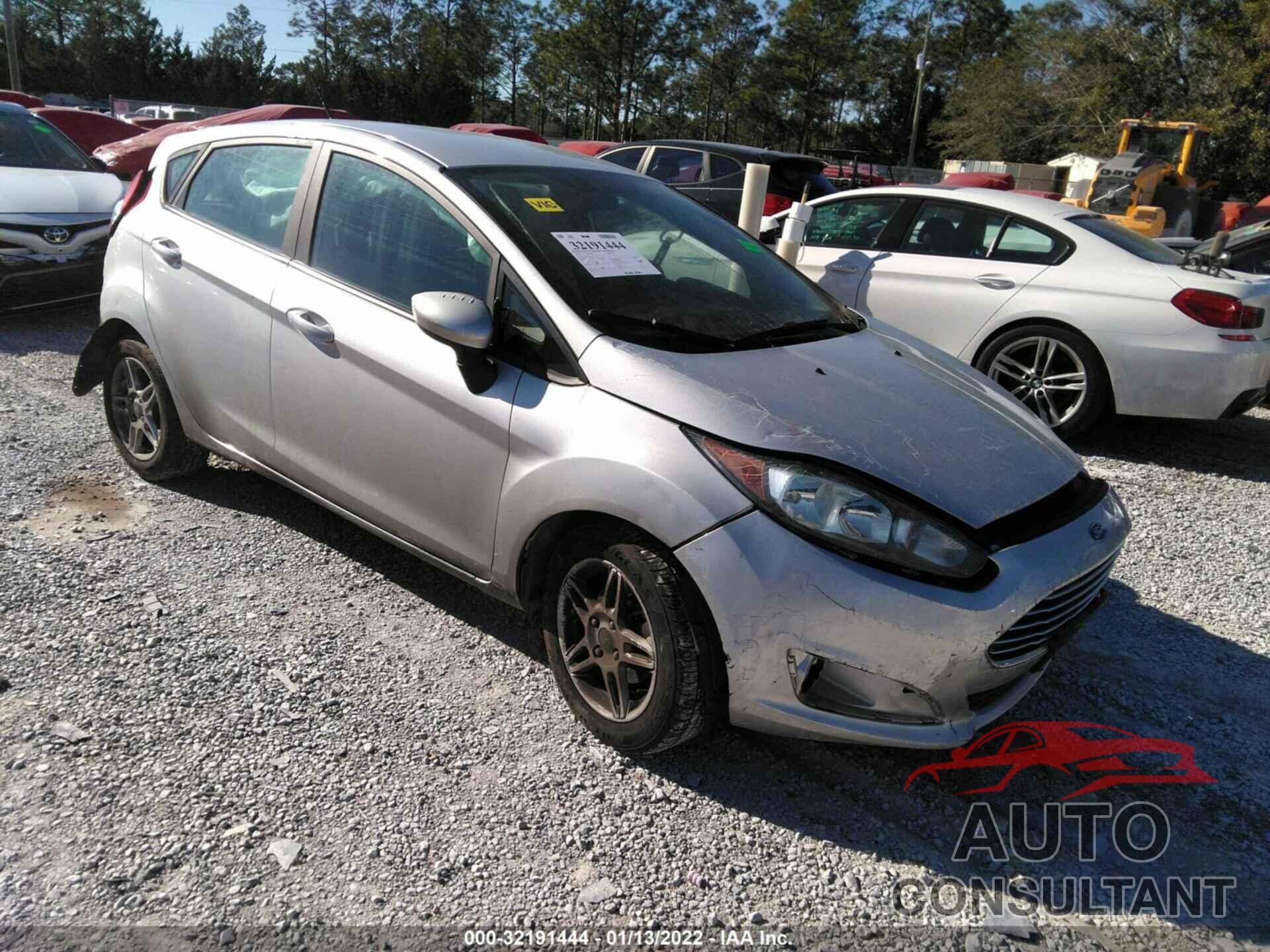FORD FIESTA 2018 - 3FADP4EJ7JM122641