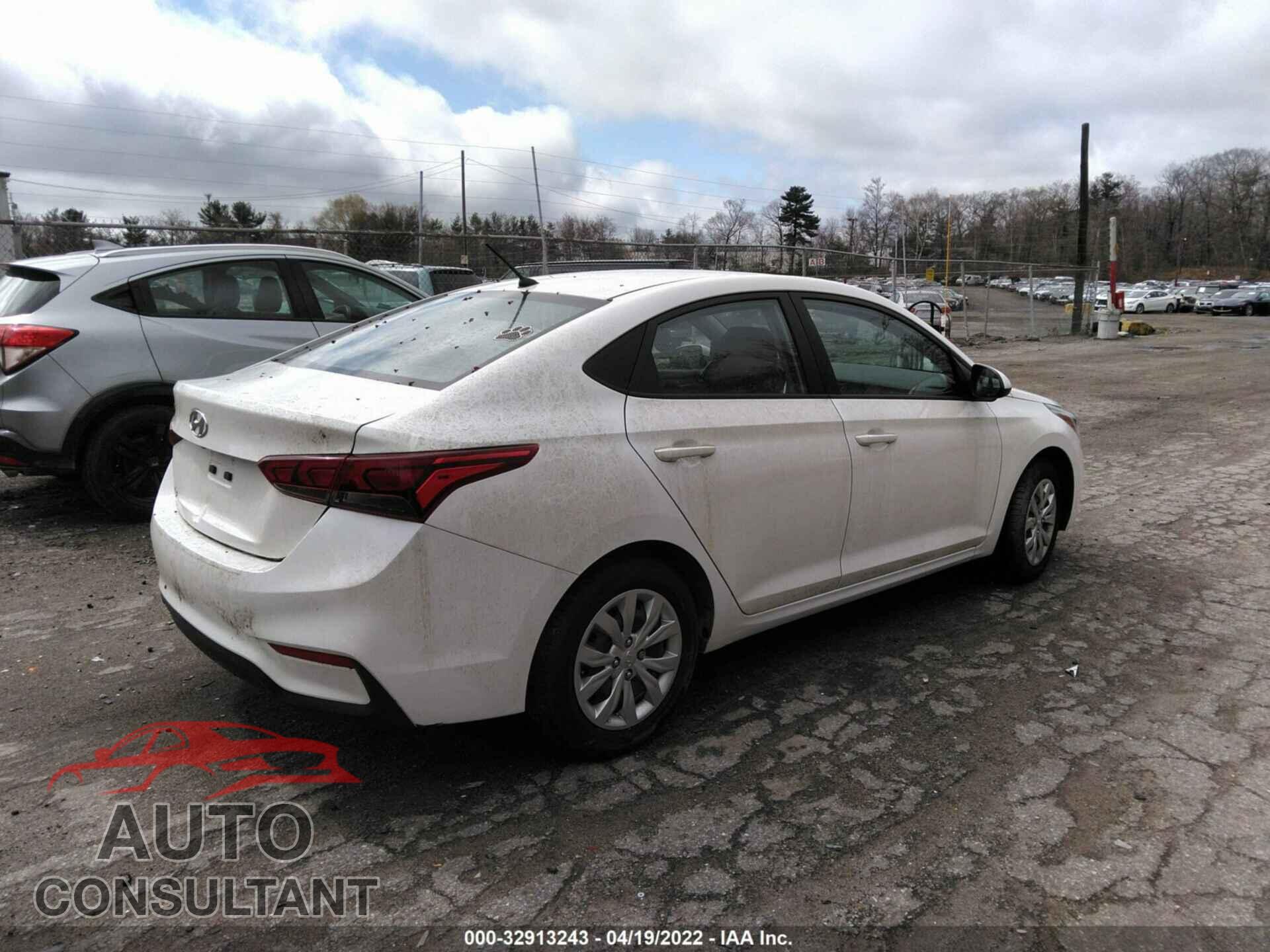 HYUNDAI ACCENT 2018 - 3KPC24A30JE029465