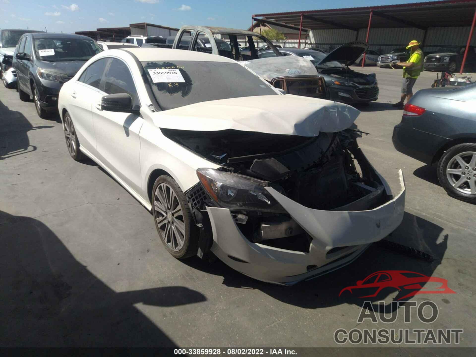 MERCEDES-BENZ CLA 2017 - WDDSJ4EB4HN440220