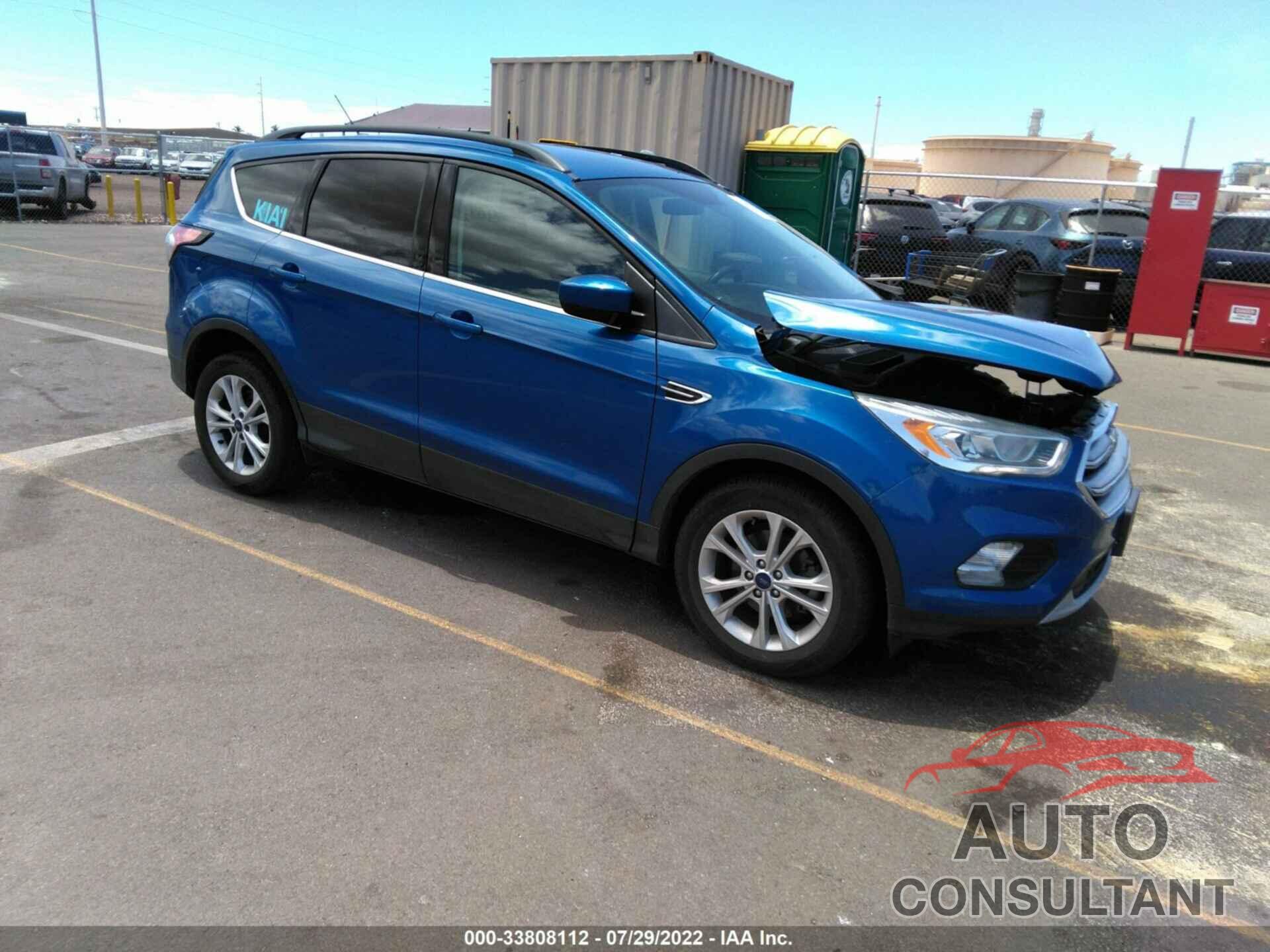 FORD ESCAPE 2017 - 1FMCU0GD7HUC67646
