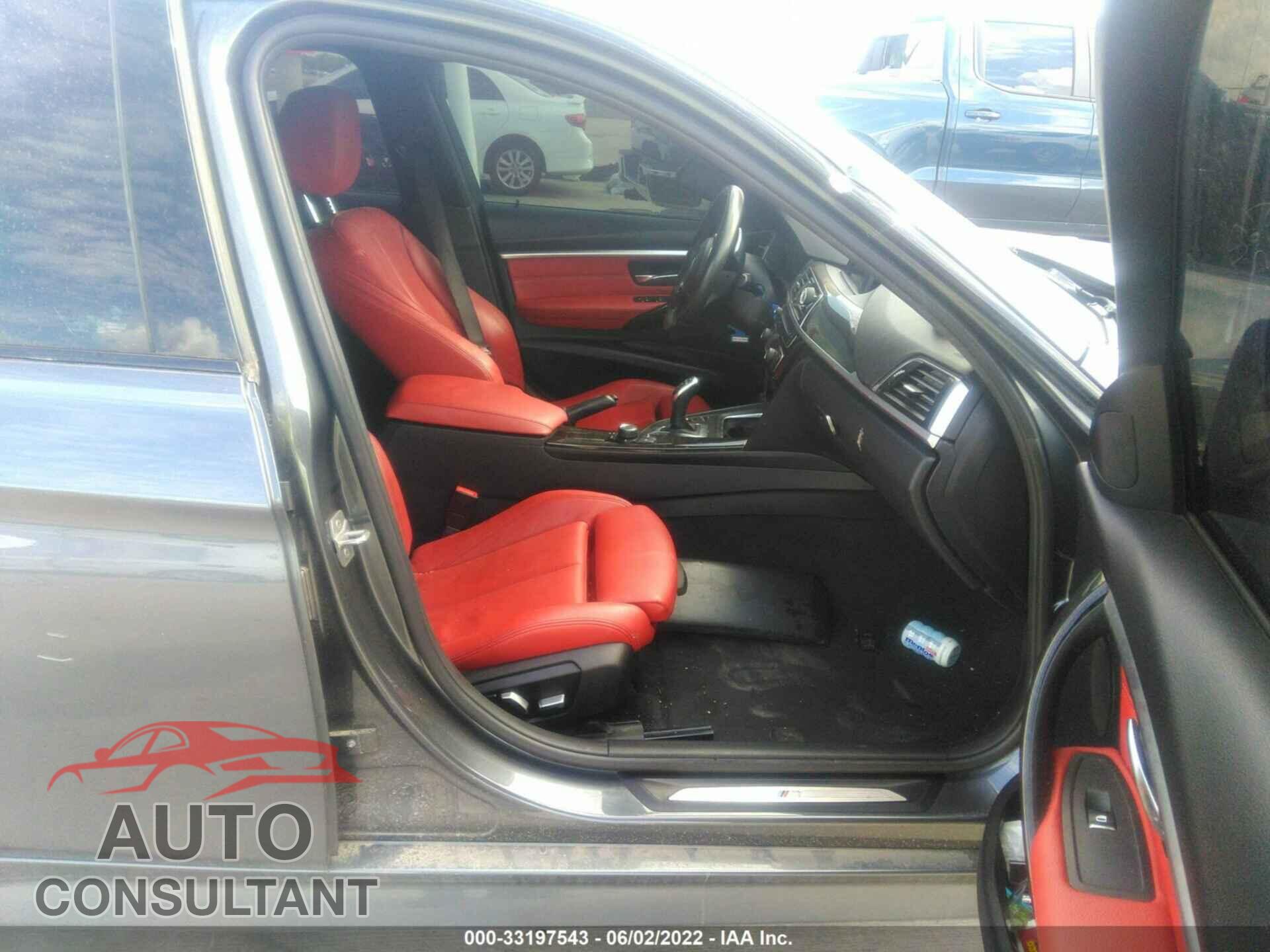 BMW 3 SERIES 2017 - WBA8B9G37HNU55358