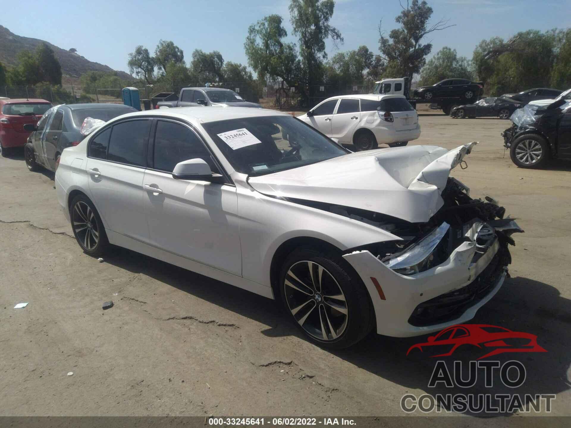 BMW 3 SERIES 2018 - WBA8B9C57JK676781