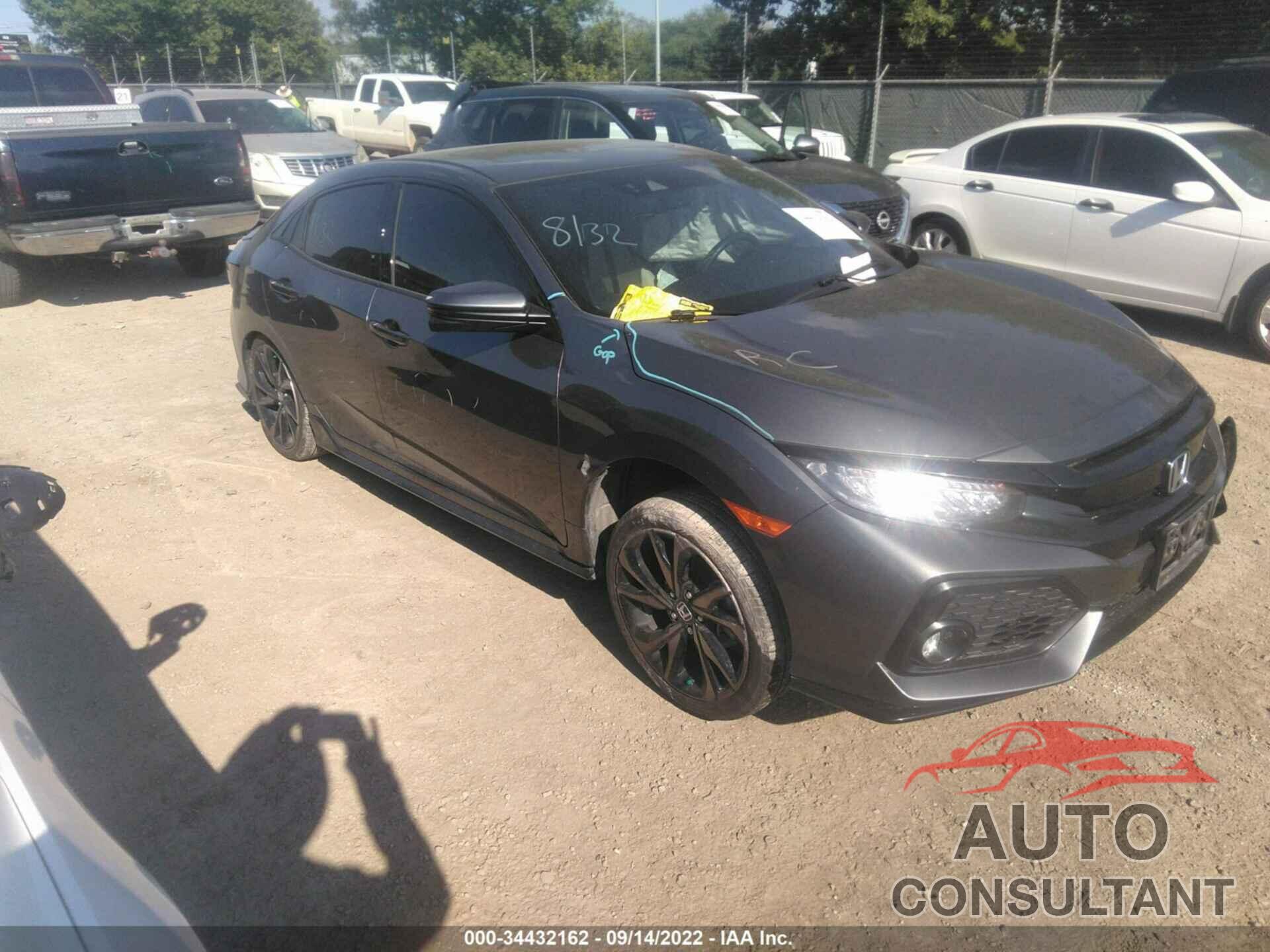 HONDA CIVIC HATCHBACK 2018 - SHHFK7H94JU209372