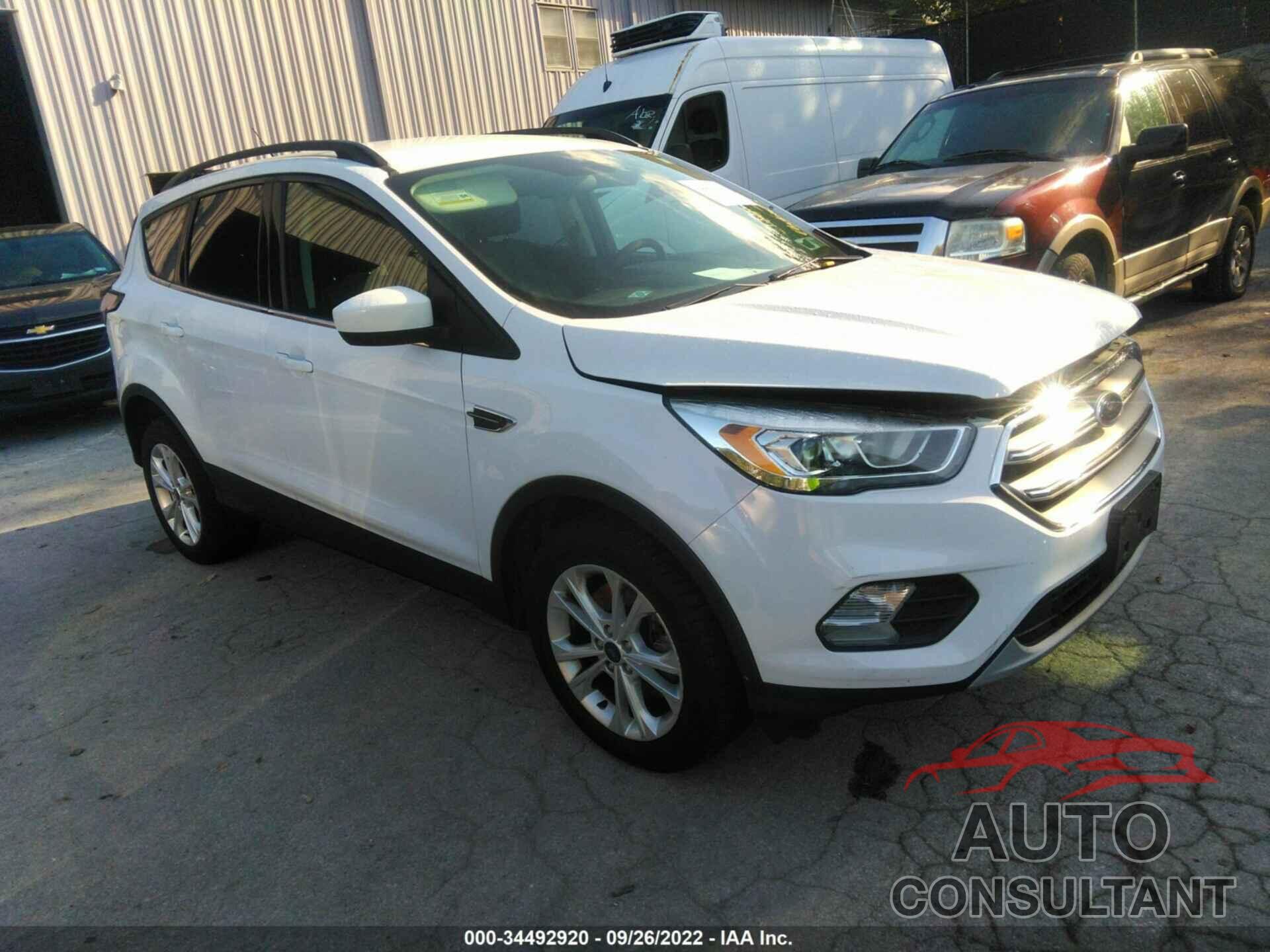 FORD ESCAPE 2017 - 1FMCU9G95HUB90890