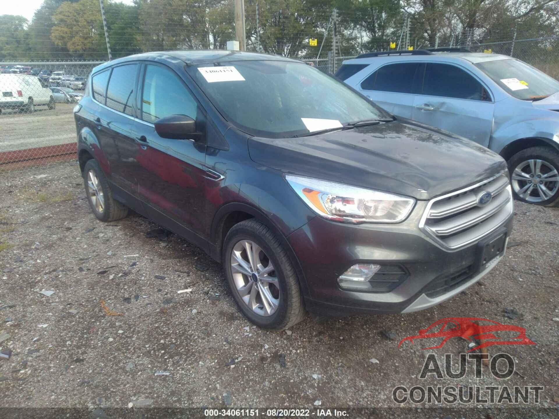 FORD ESCAPE 2017 - 1FMCU0GDXHUE88433