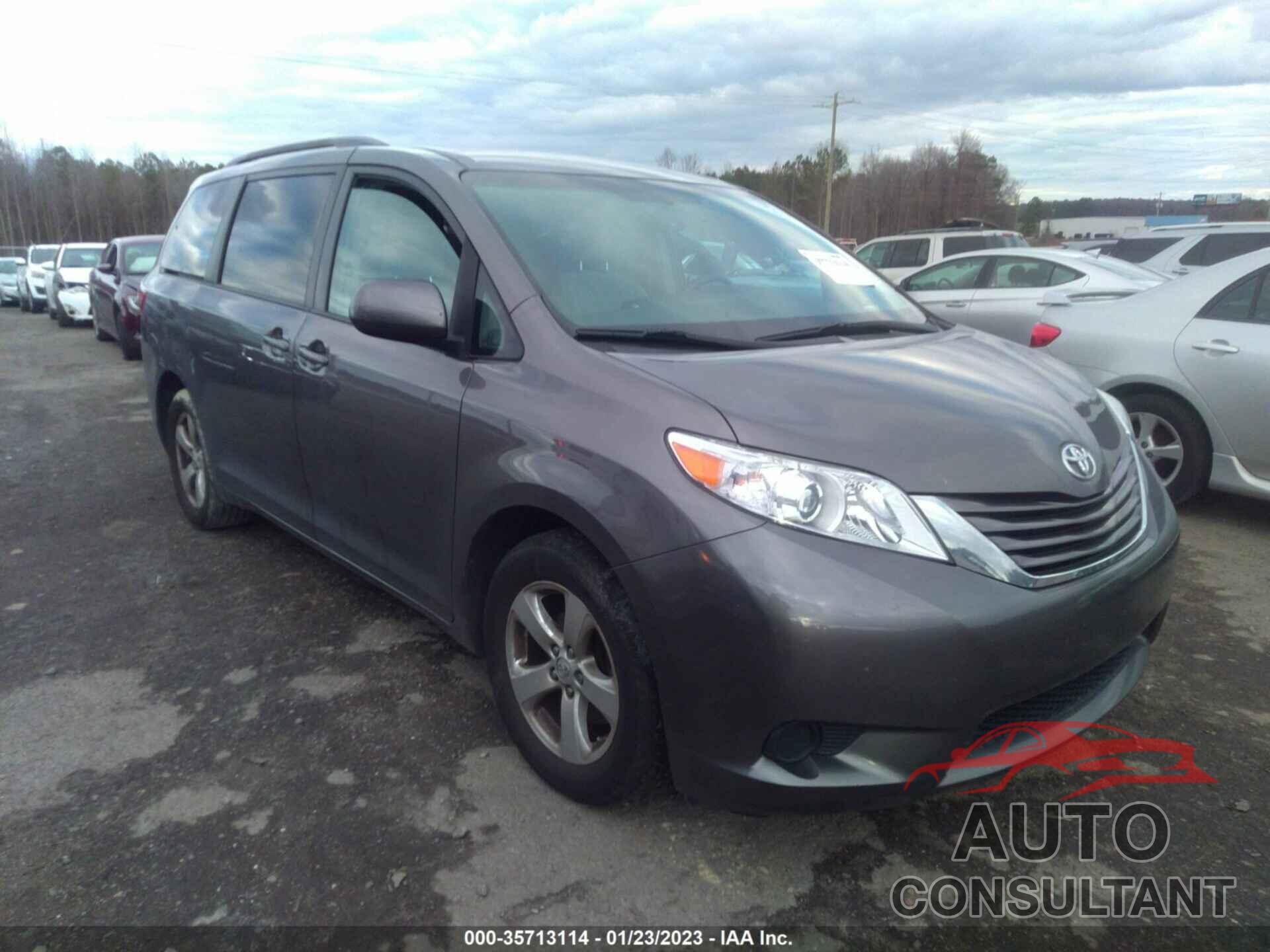 TOYOTA SIENNA 2017 - 5TDKZ3DC0HS886060