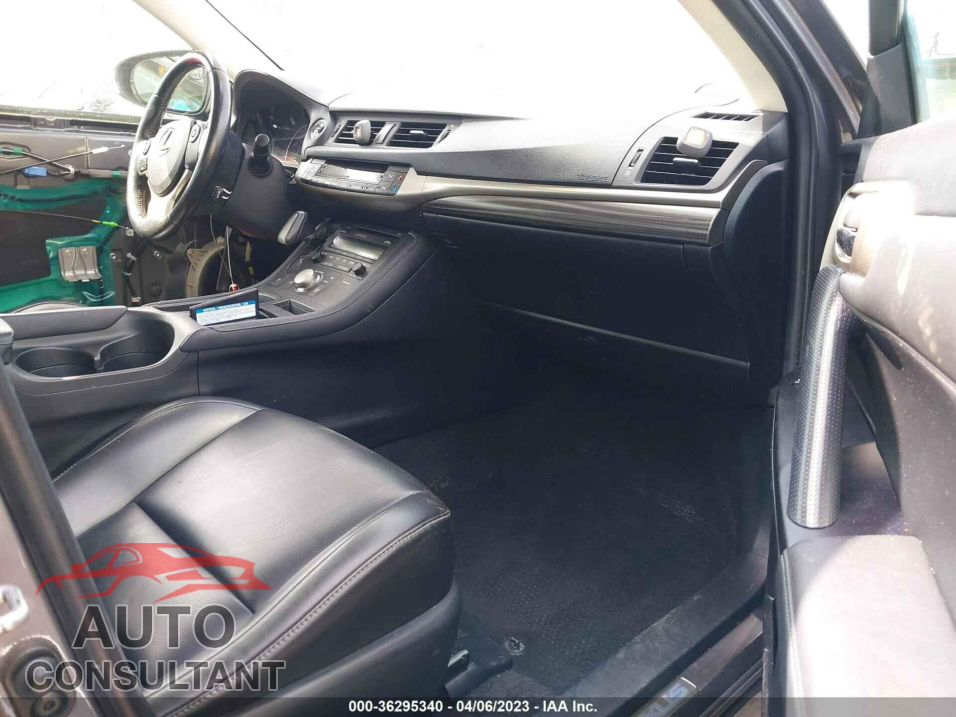 LEXUS CT 2017 - JTHKD5BH2H2282377