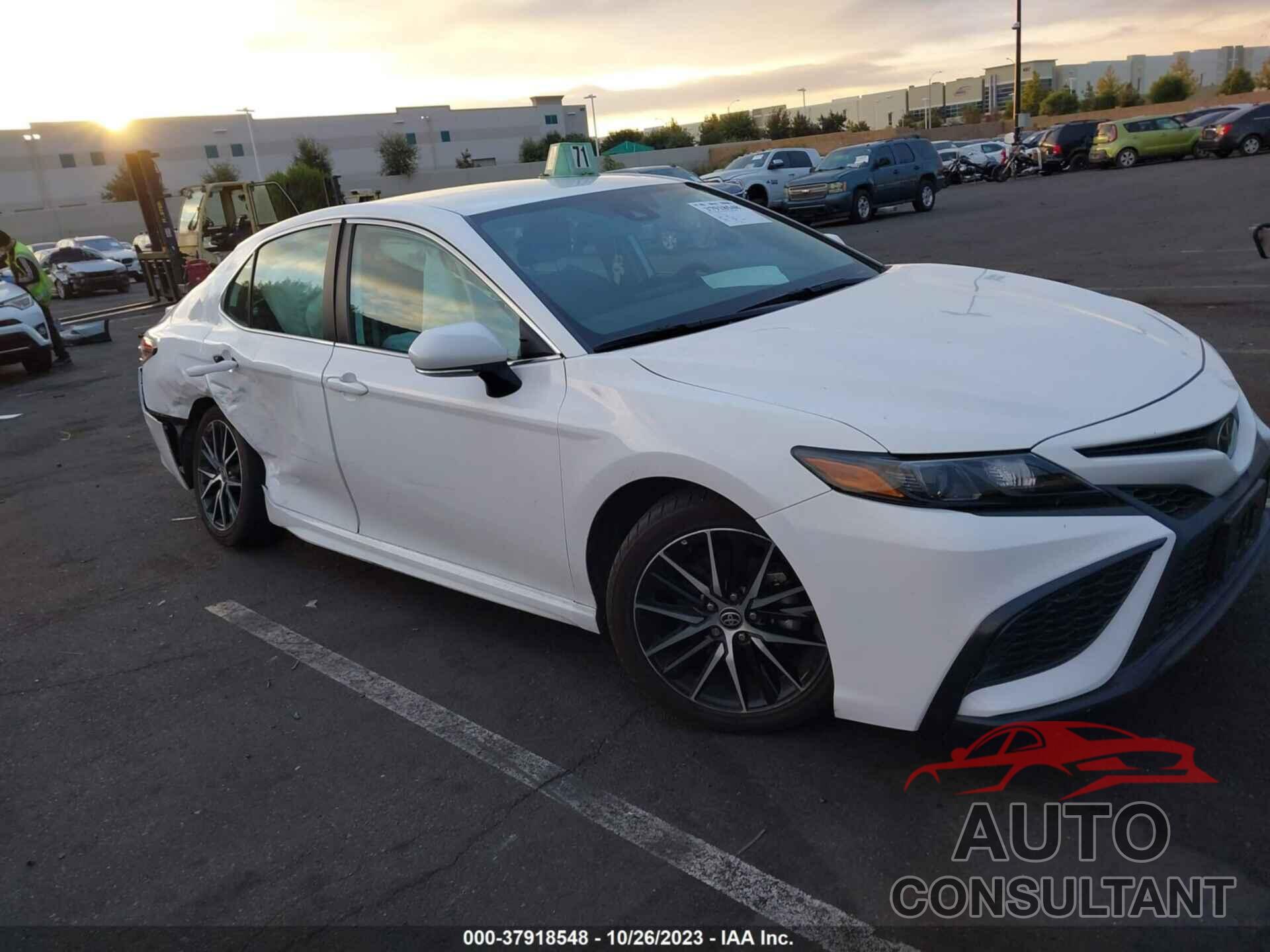 TOYOTA CAMRY 2023 - 4T1T11AK4PU756462