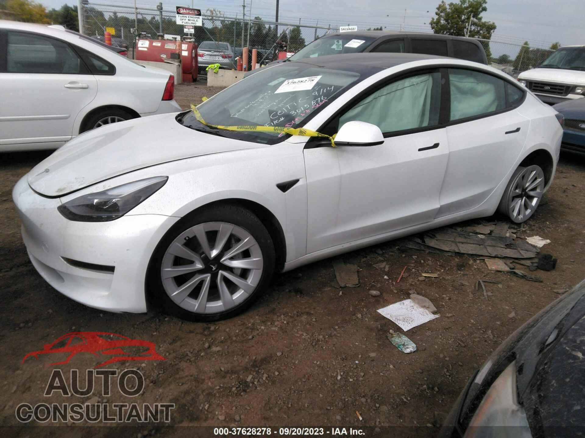 TESLA MODEL 3 2023 - 5YJ3E1EA7PF426706
