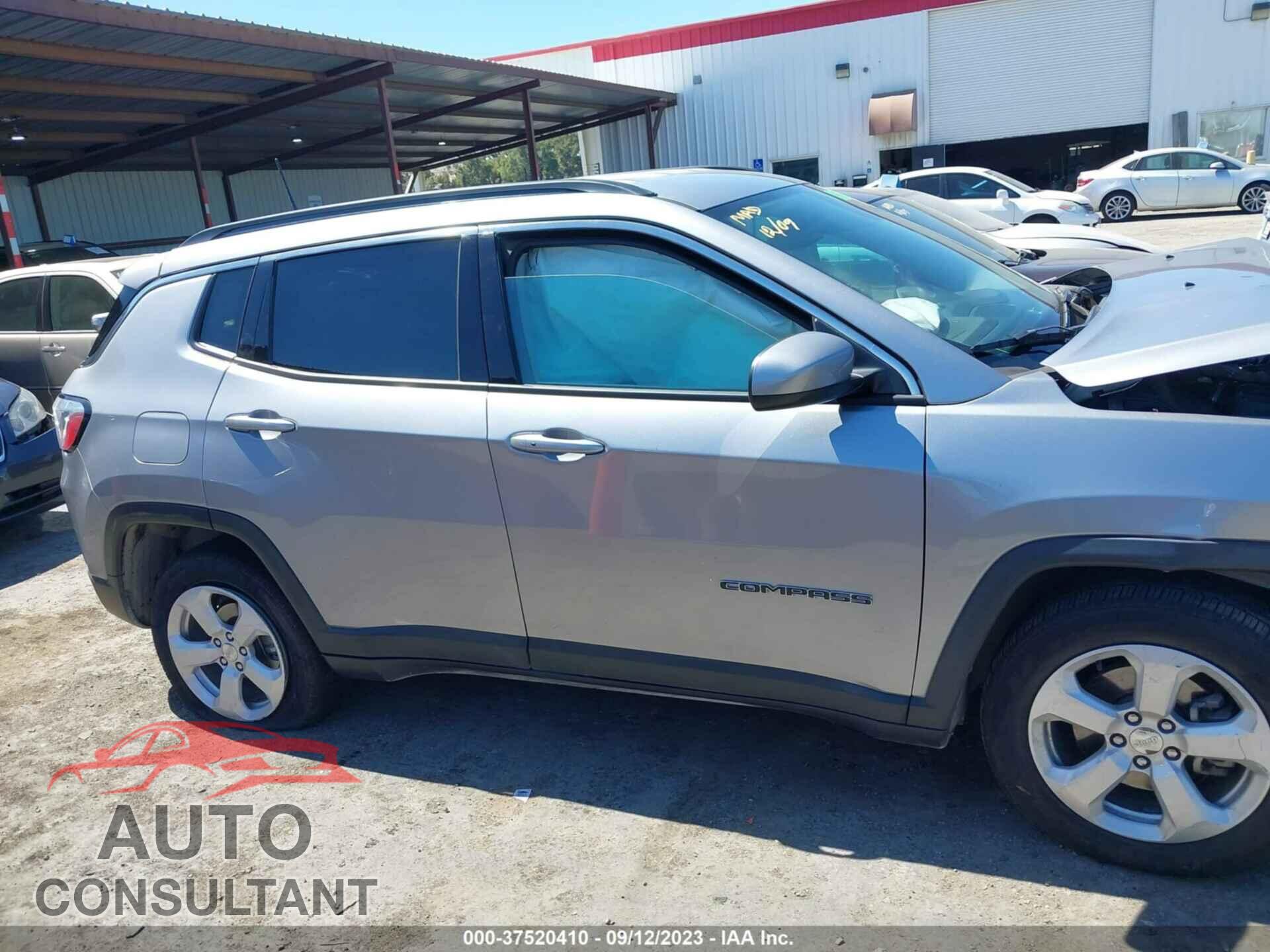 JEEP COMPASS 2019 - 3C4NJCBB3KT649557