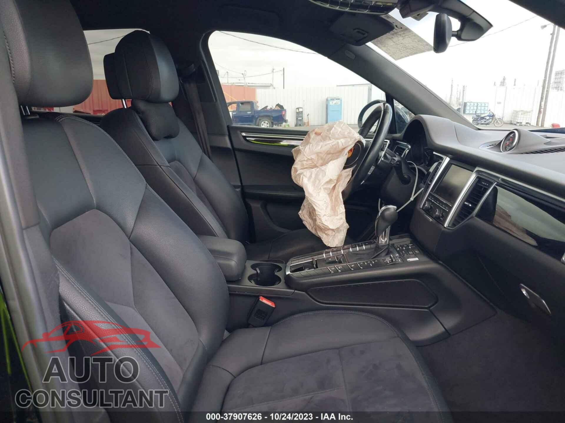 PORSCHE MACAN 2015 - WP1AB2A5XFLB61644