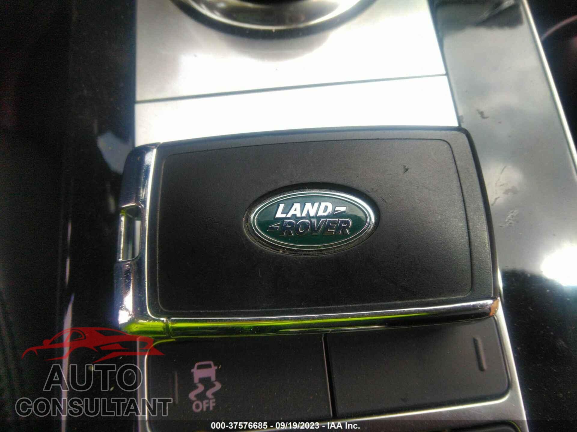 LAND ROVER RANGE ROVER 2021 - SALGS2RU1MA449089