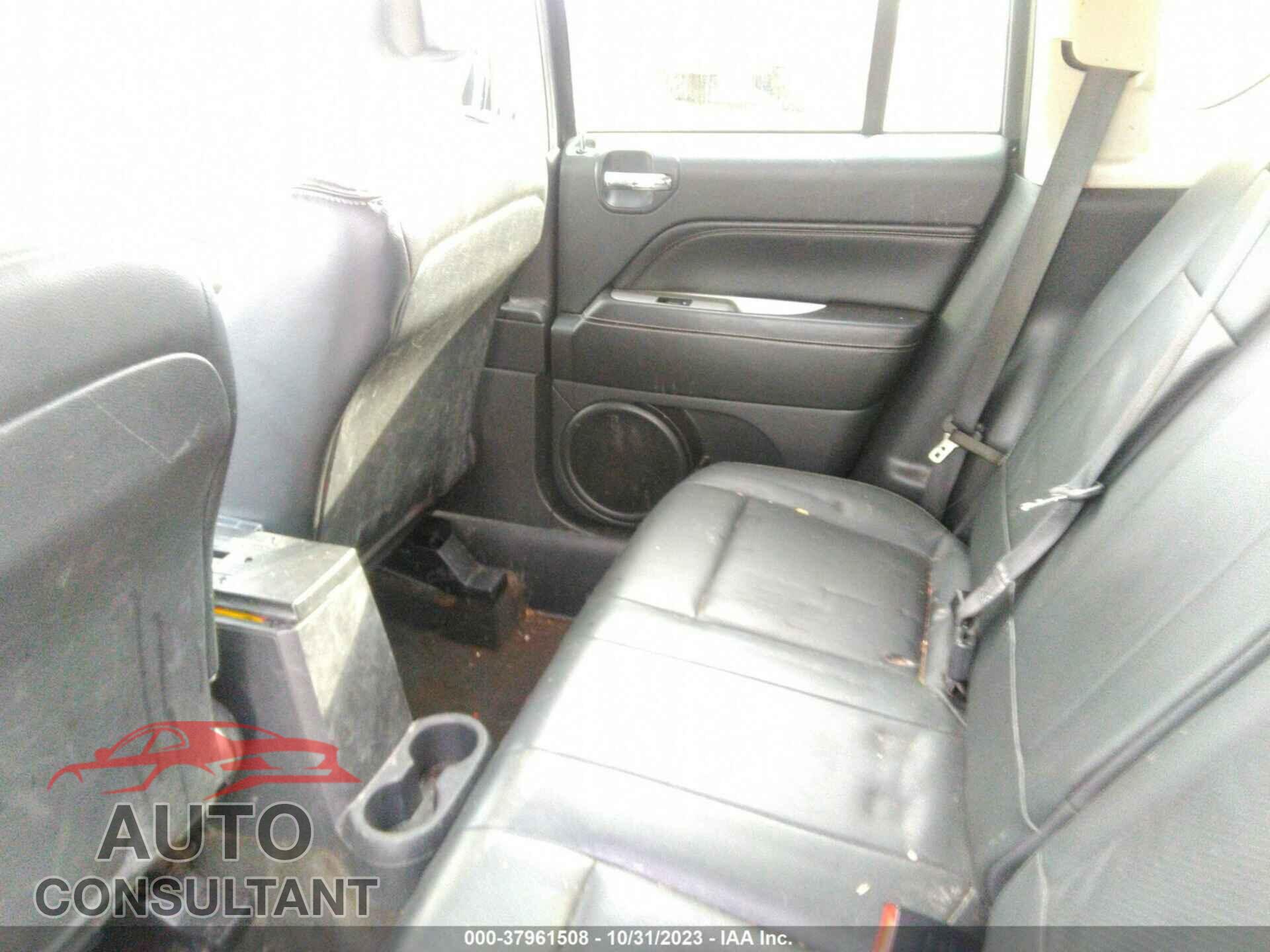 JEEP COMPASS 2017 - 1C4NJCEB5HD165996