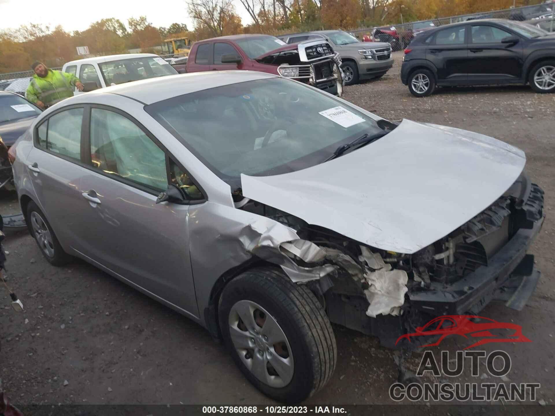 KIA FORTE 2018 - 3KPFK4A79JE259540