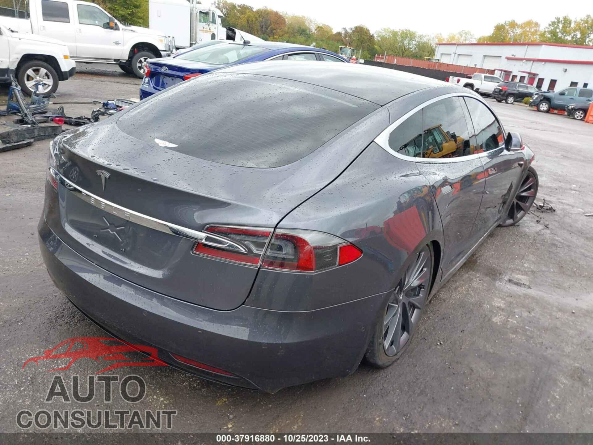 TESLA MODEL S 2021 - 5YJSA1E20MF426915
