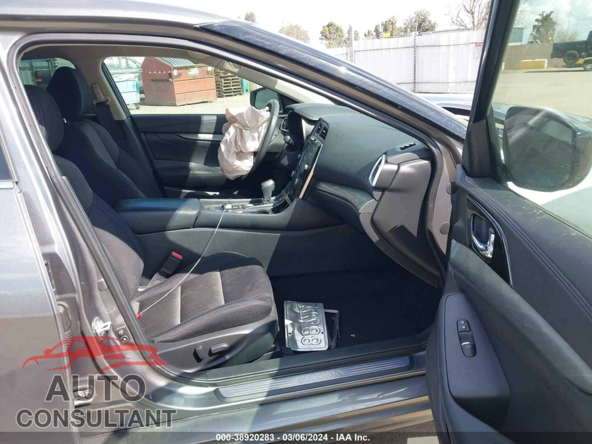 NISSAN MAXIMA 2017 - 1N4AA6AP0HC455897