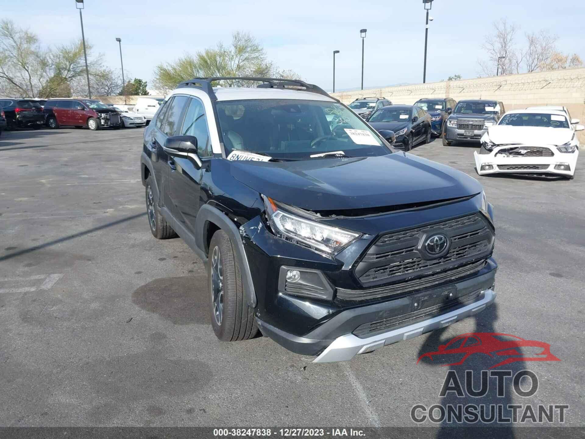 TOYOTA RAV4 2019 - 2T3J1RFV0KC006230