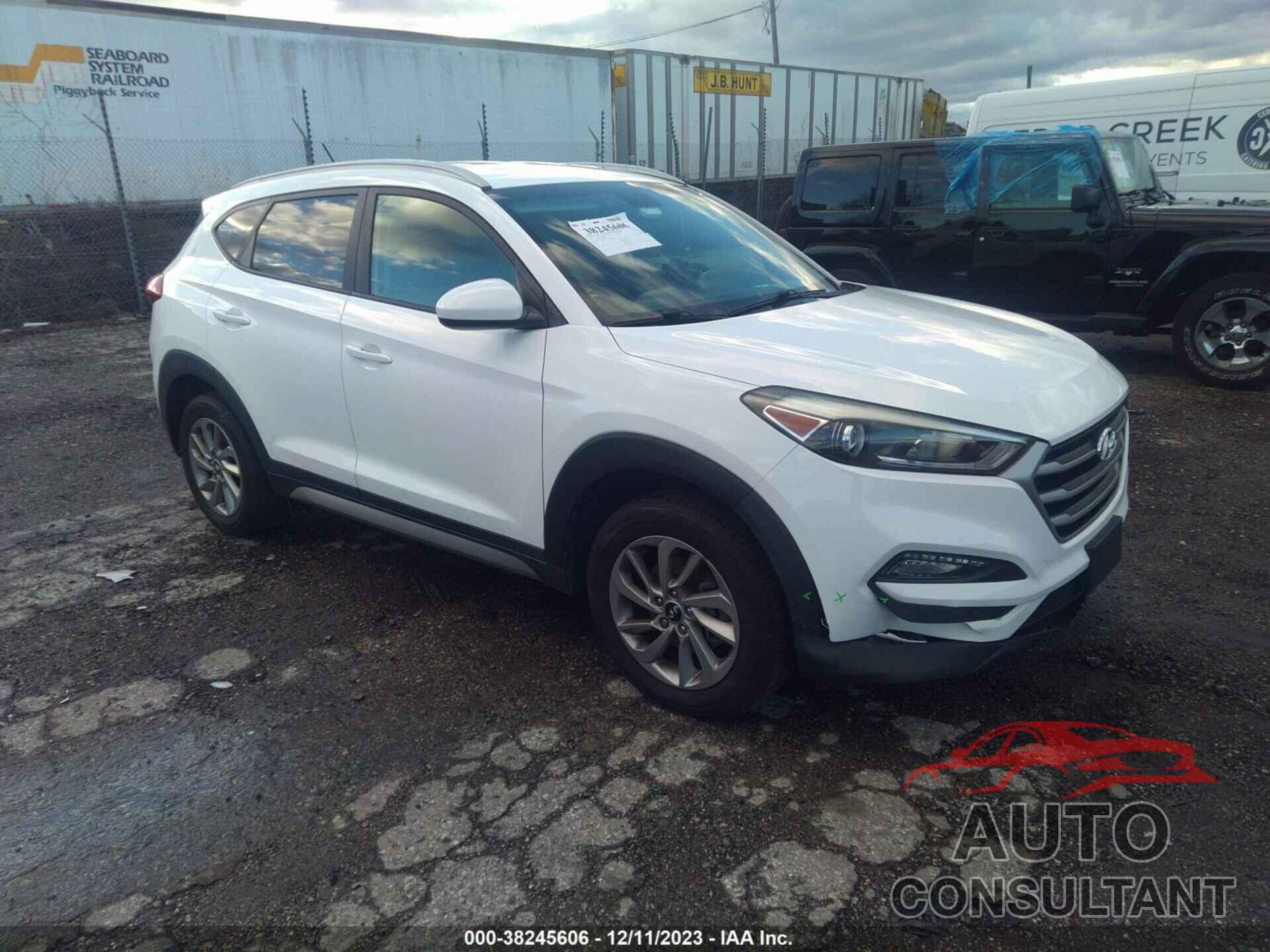 HYUNDAI TUCSON 2017 - KM8J3CA43HU369367