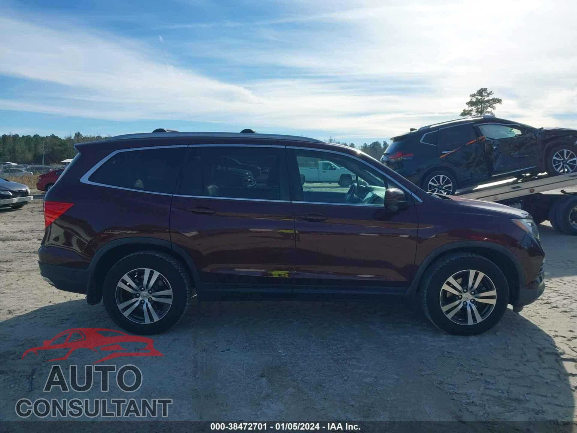 HONDA PILOT 2017 - 5FNYF5H56HB010141
