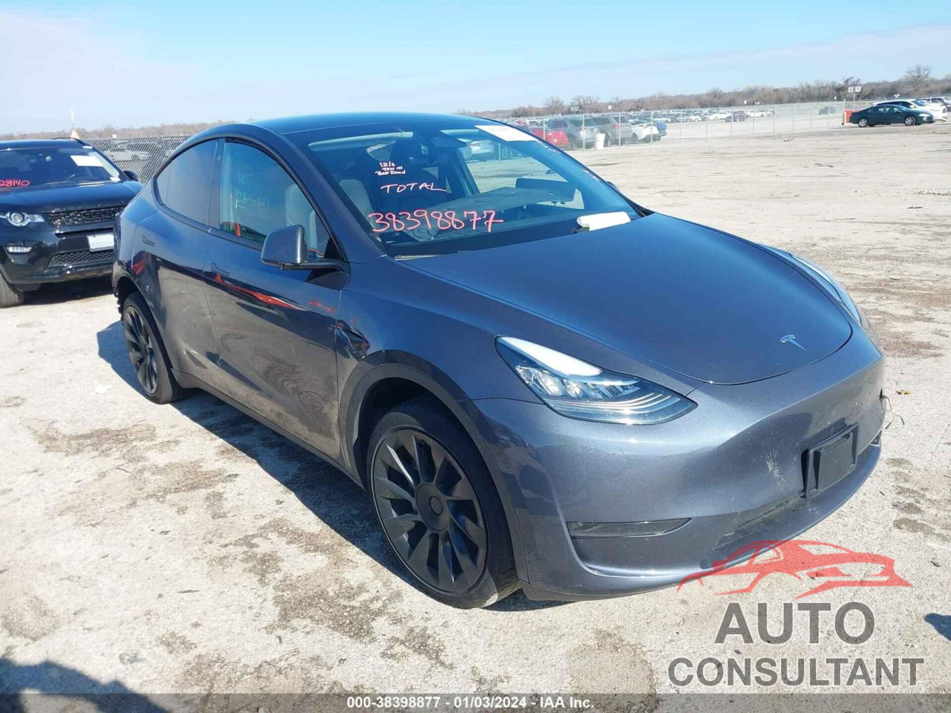 TESLA MODEL Y 2023 - 7SAYGDEE0PA117258