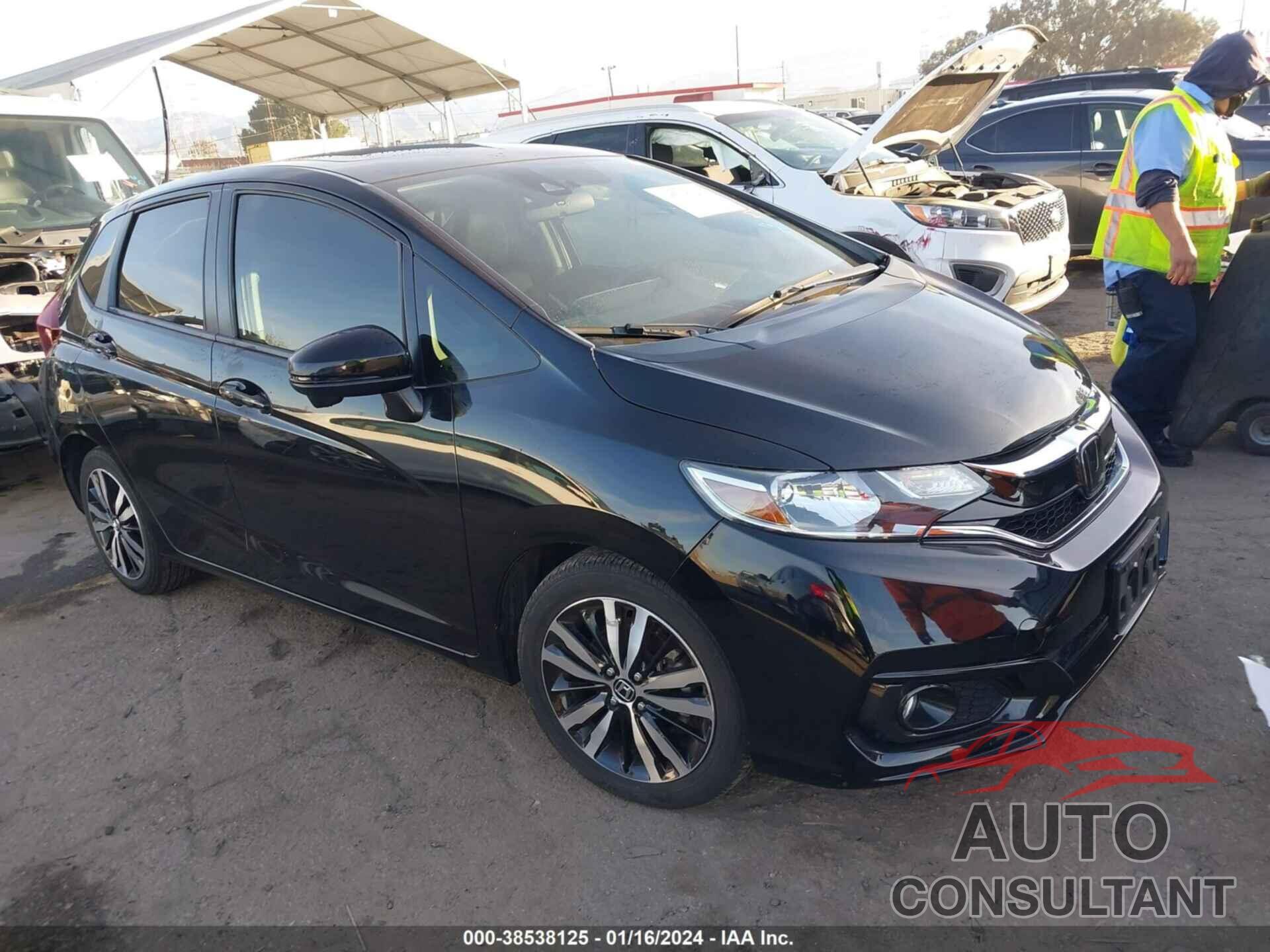 HONDA FIT 2018 - 3HGGK5H83JM728458