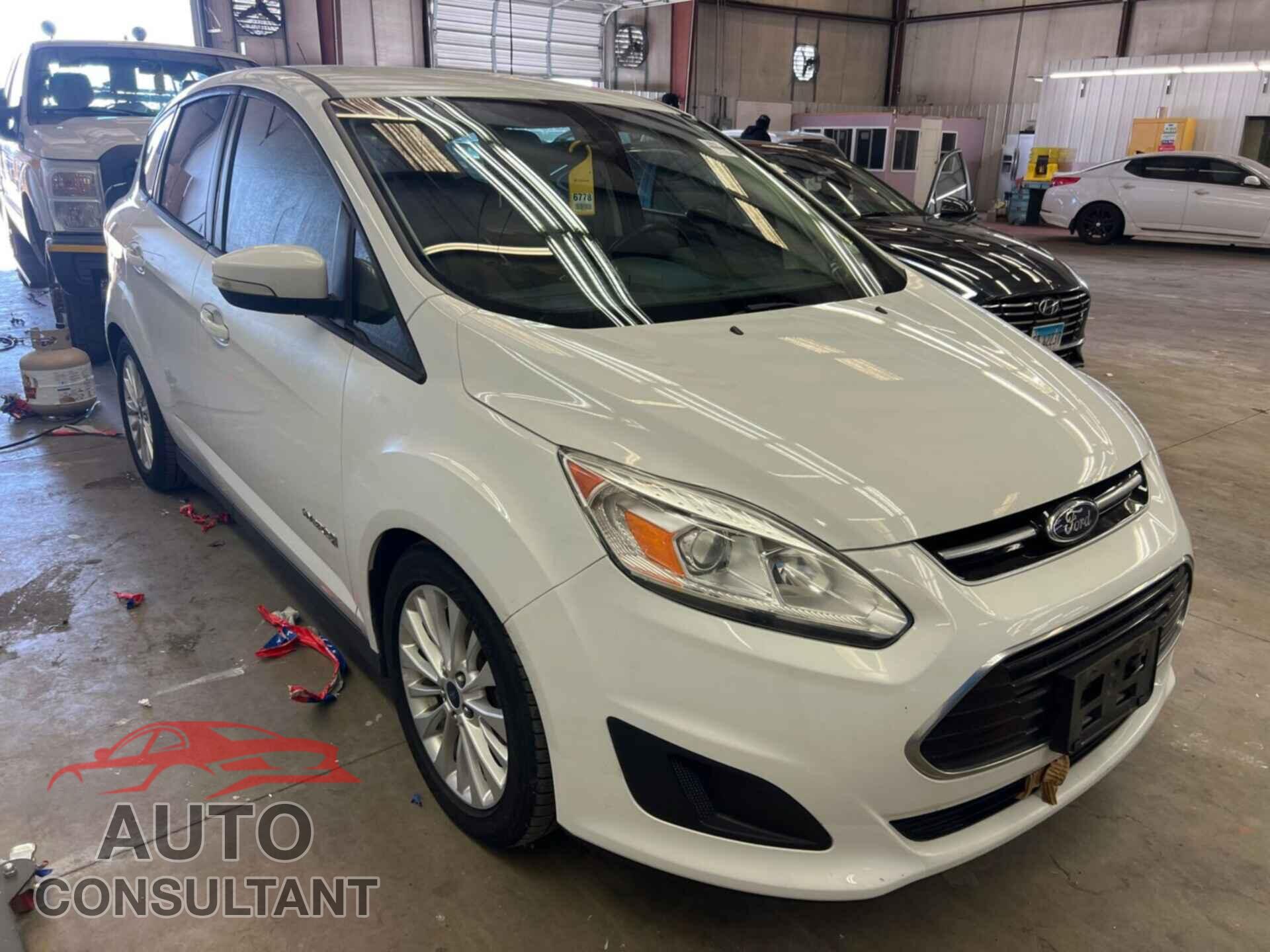 FORD C-MAX 2017 - 1FADP5AUXHL112736