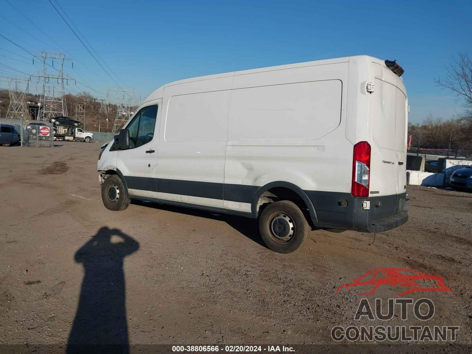 FORD TRANSIT-250 2018 - 1FTYR2CM8JKA22630