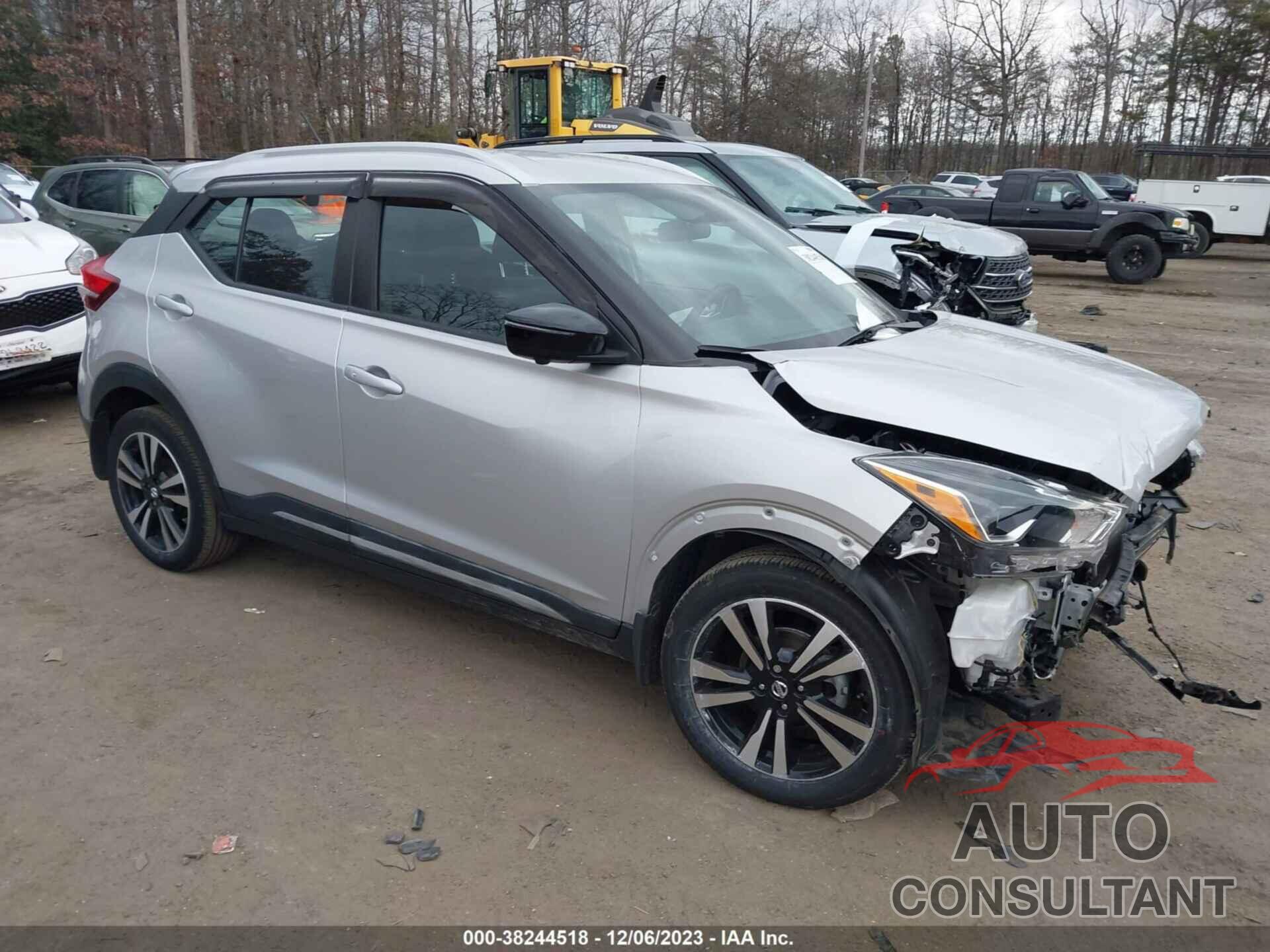 NISSAN KICKS 2019 - 3N1CP5CU4KL566420