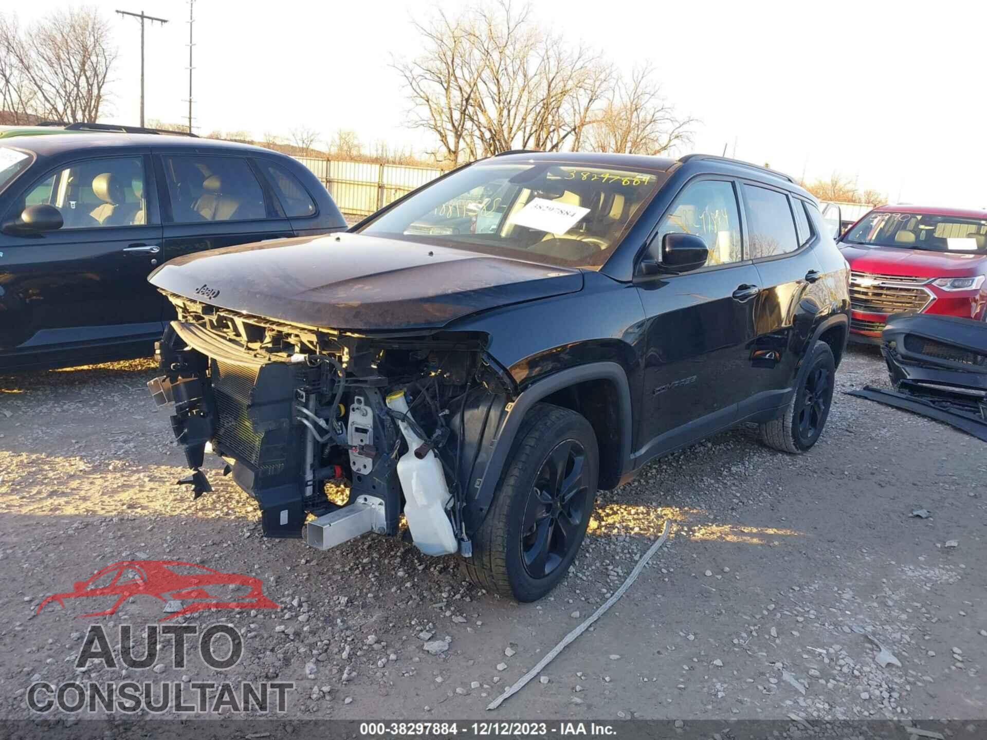 JEEP COMPASS 2018 - 3C4NJDBB4JT325490