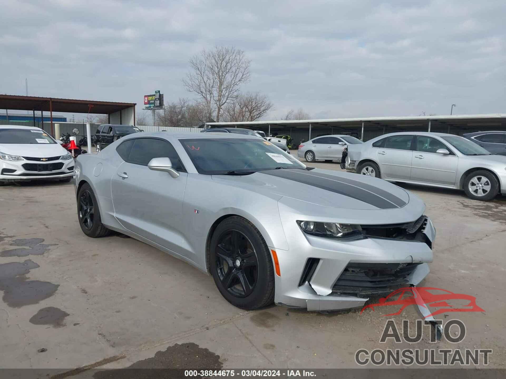 CHEVROLET CAMARO 2017 - 1G1FB1RX5H0188562