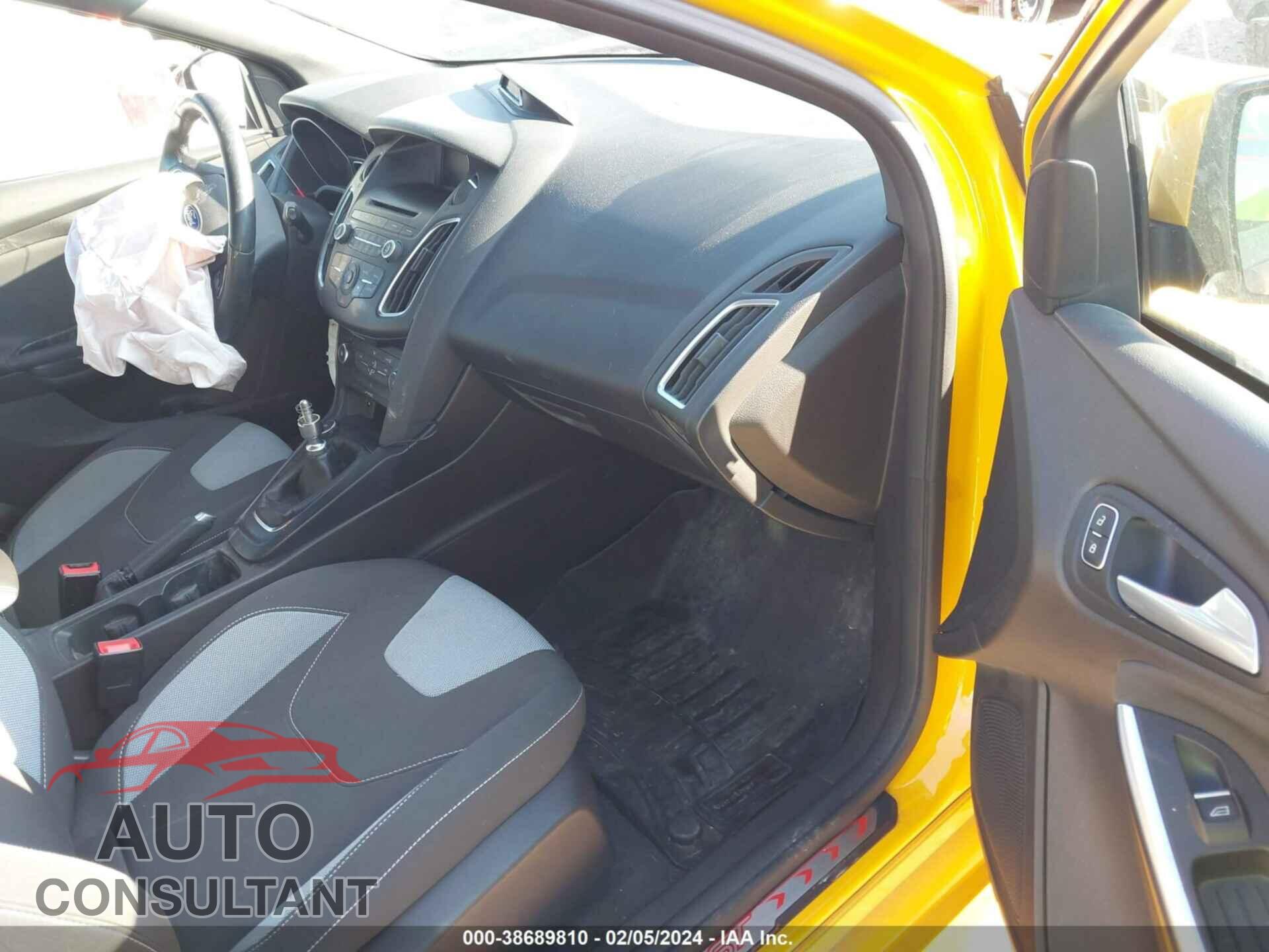 FORD FOCUS ST 2016 - 1FADP3L95GL314296