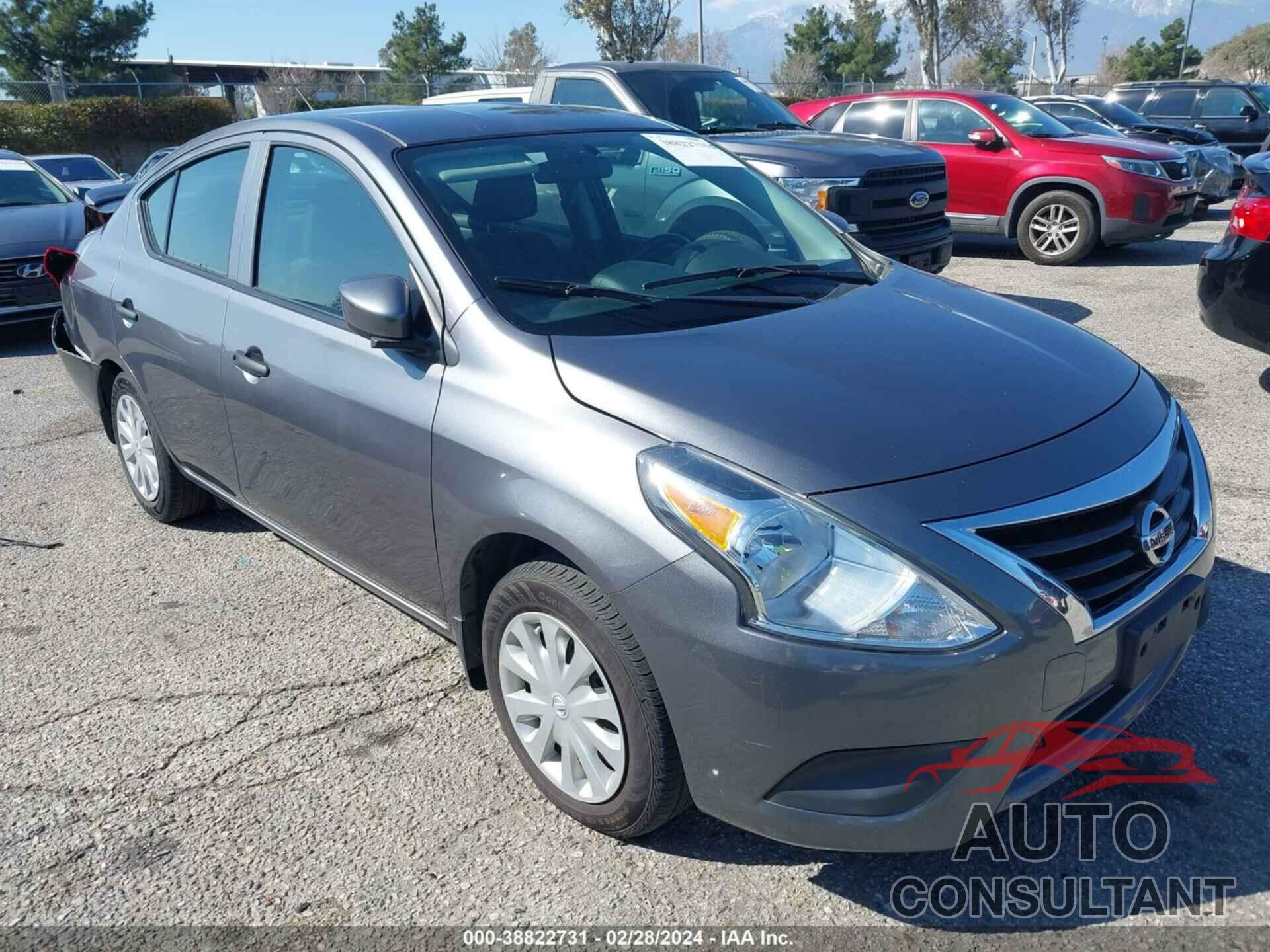 NISSAN VERSA 2019 - 3N1CN7AP6KL876017