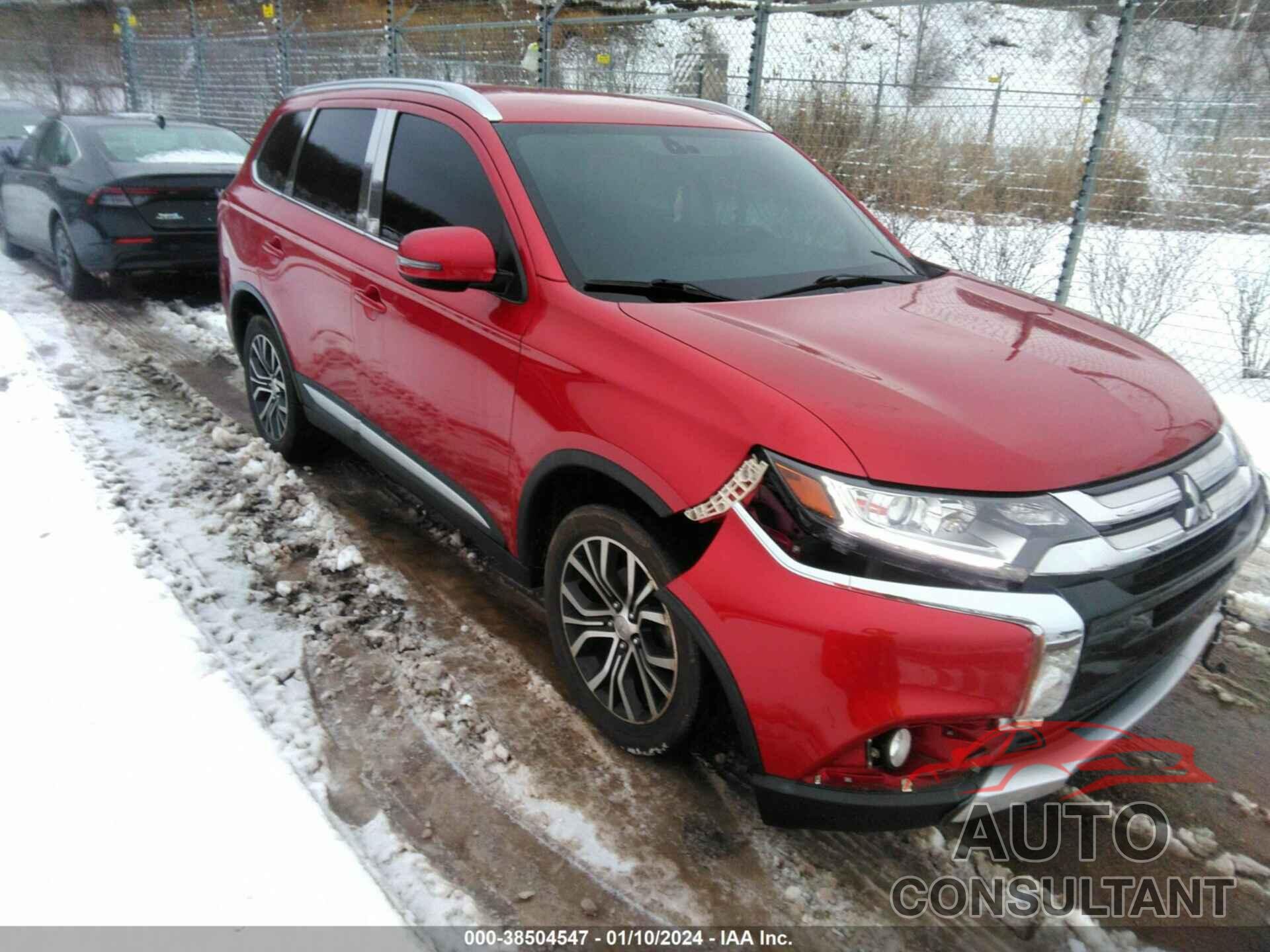 MITSUBISHI OUTLANDER 2018 - JA4AD3A39JZ061096