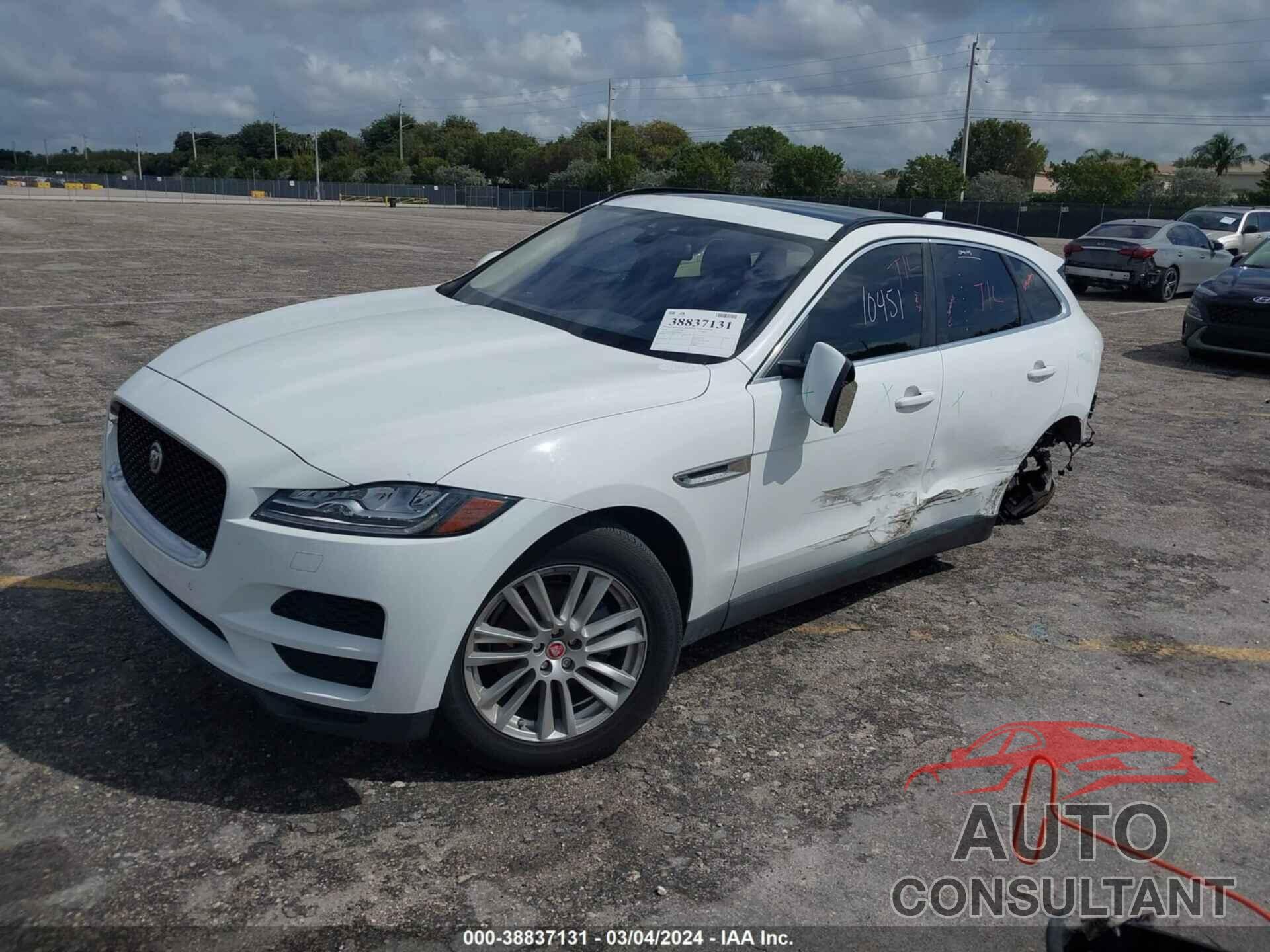 JAGUAR F-PACE 2018 - SADCK2FX7JA263190