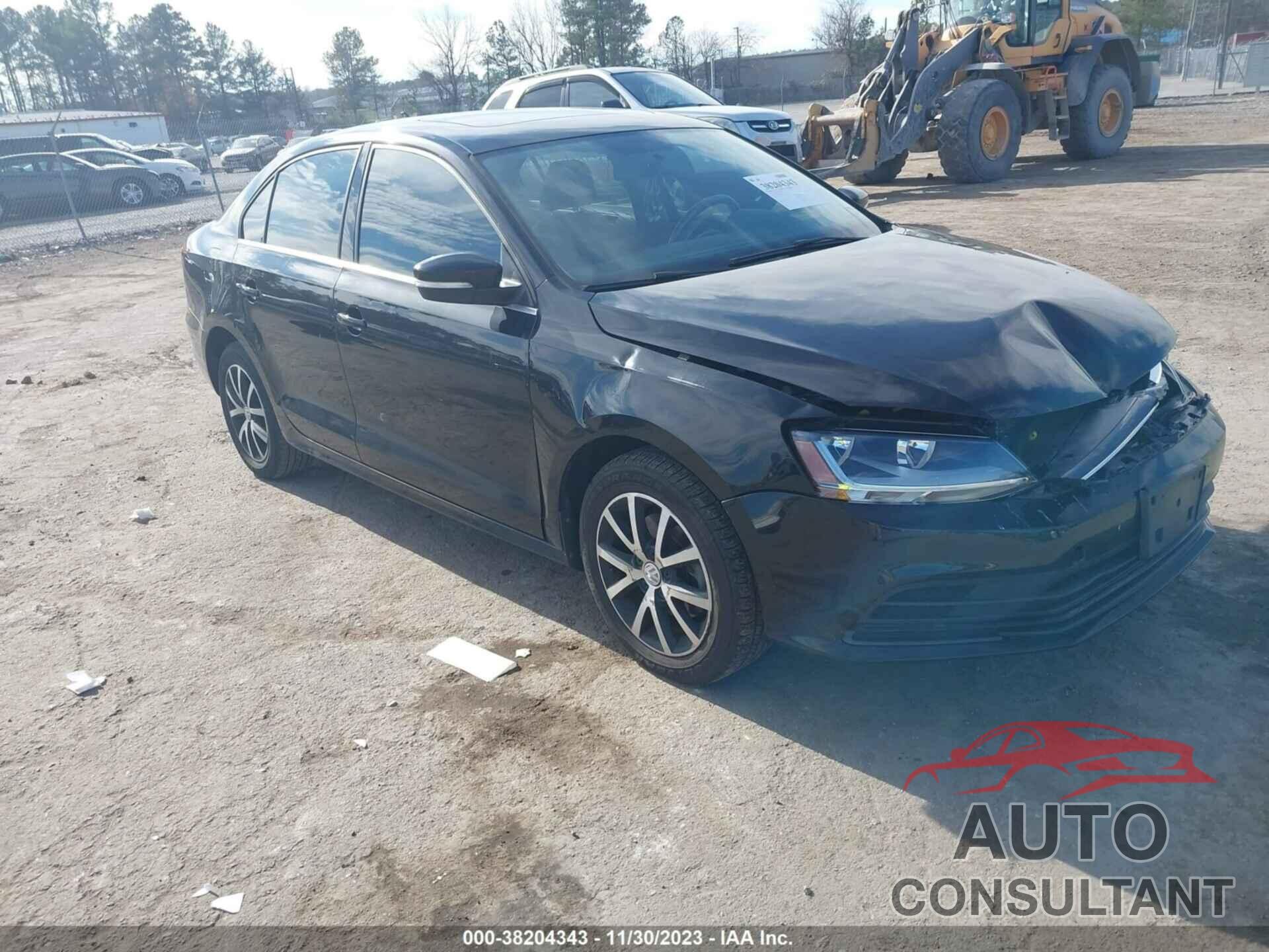 VOLKSWAGEN JETTA 2018 - 3VWDB7AJ1JM261421