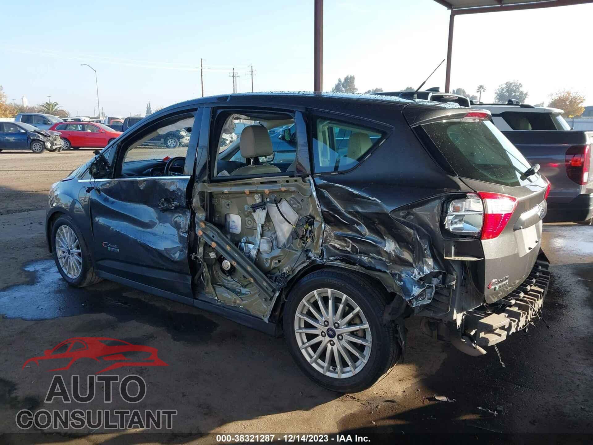 FORD C-MAX 2016 - 1FADP5CU6GL112308