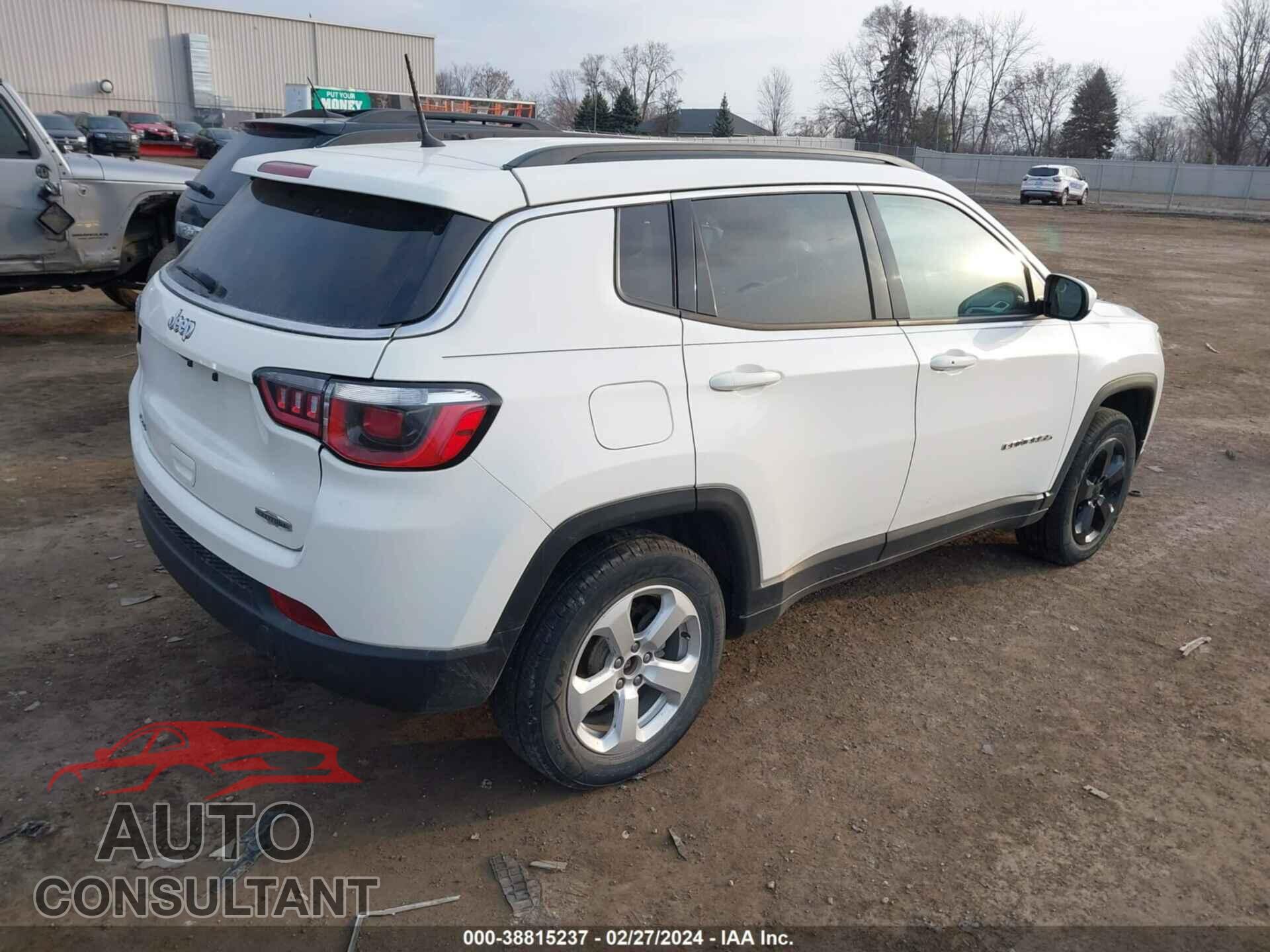 JEEP COMPASS 2018 - 3C4NJDBB4JT345013