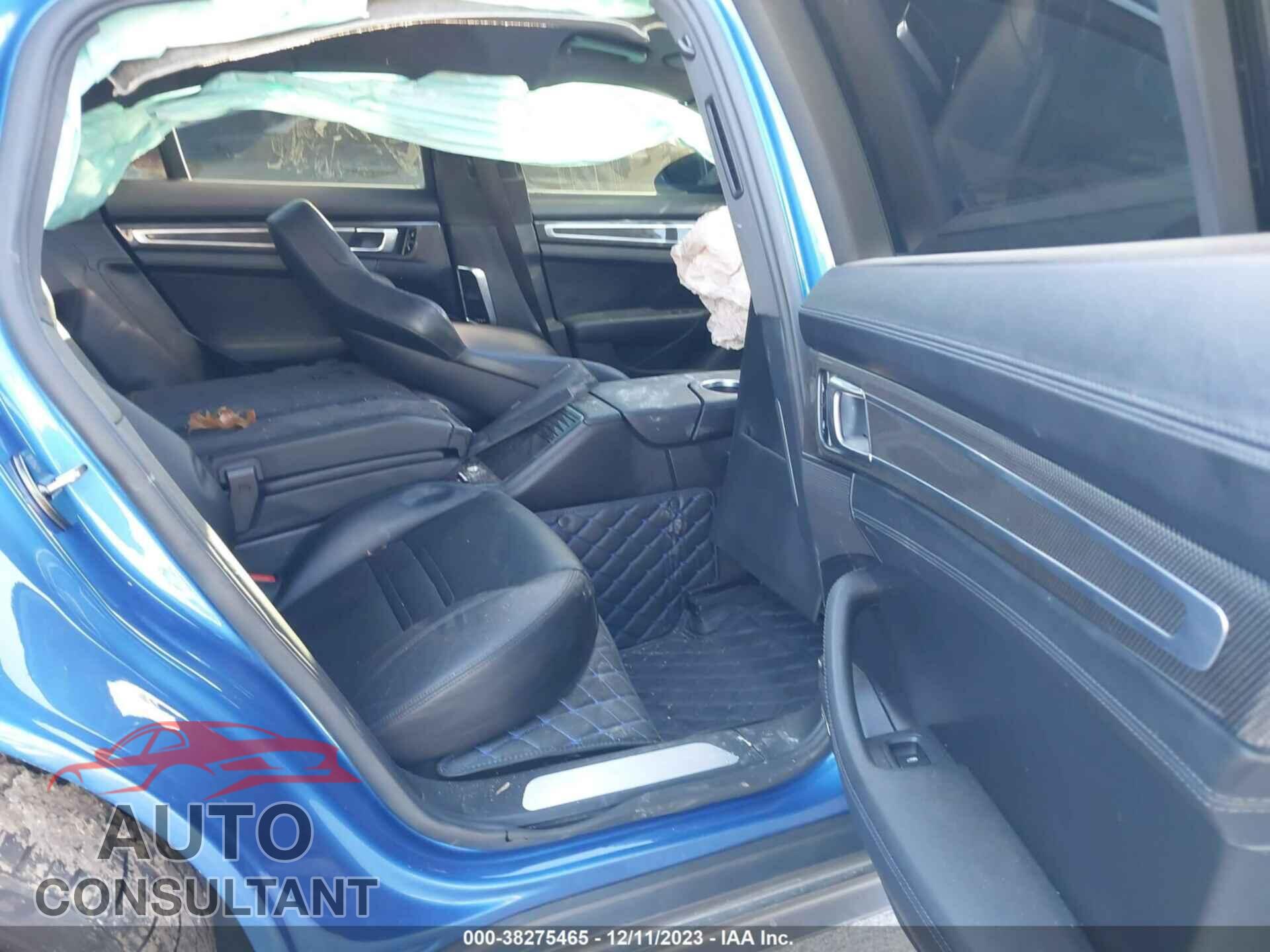 PORSCHE PANAMERA 2017 - WP0AB2A77HL121009