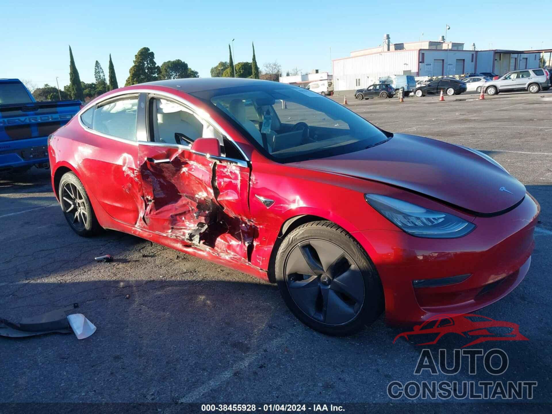 TESLA MODEL 3 2019 - 5YJ3E1EB2KF450476