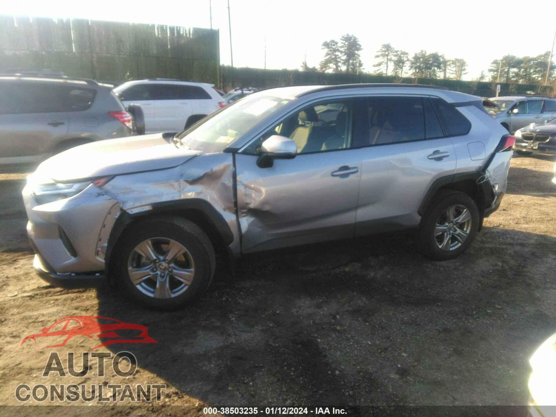 TOYOTA RAV4 2023 - JTMP1RFV0PD093737