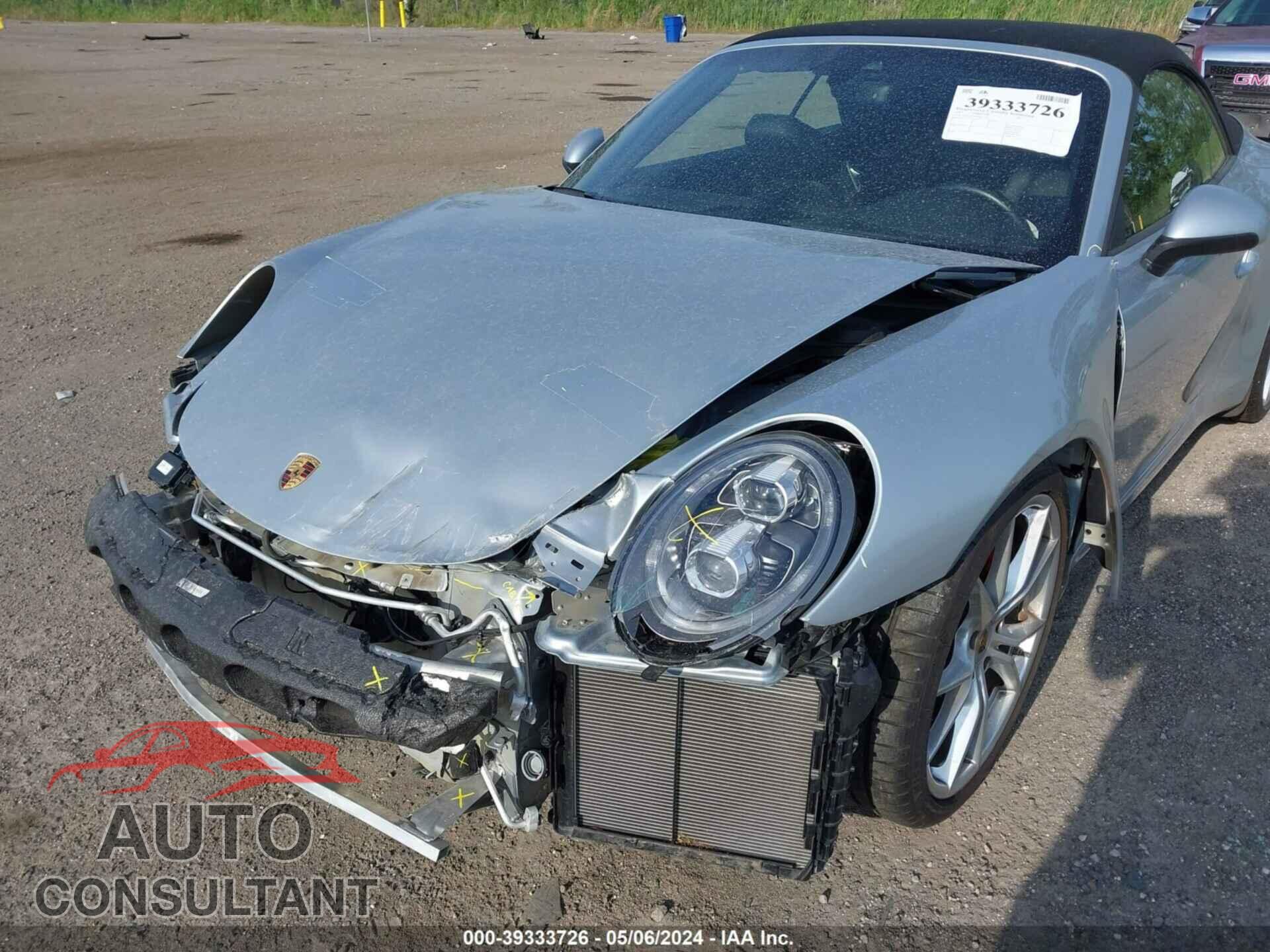 PORSCHE 911 2017 - WP0CA2A97HS142395