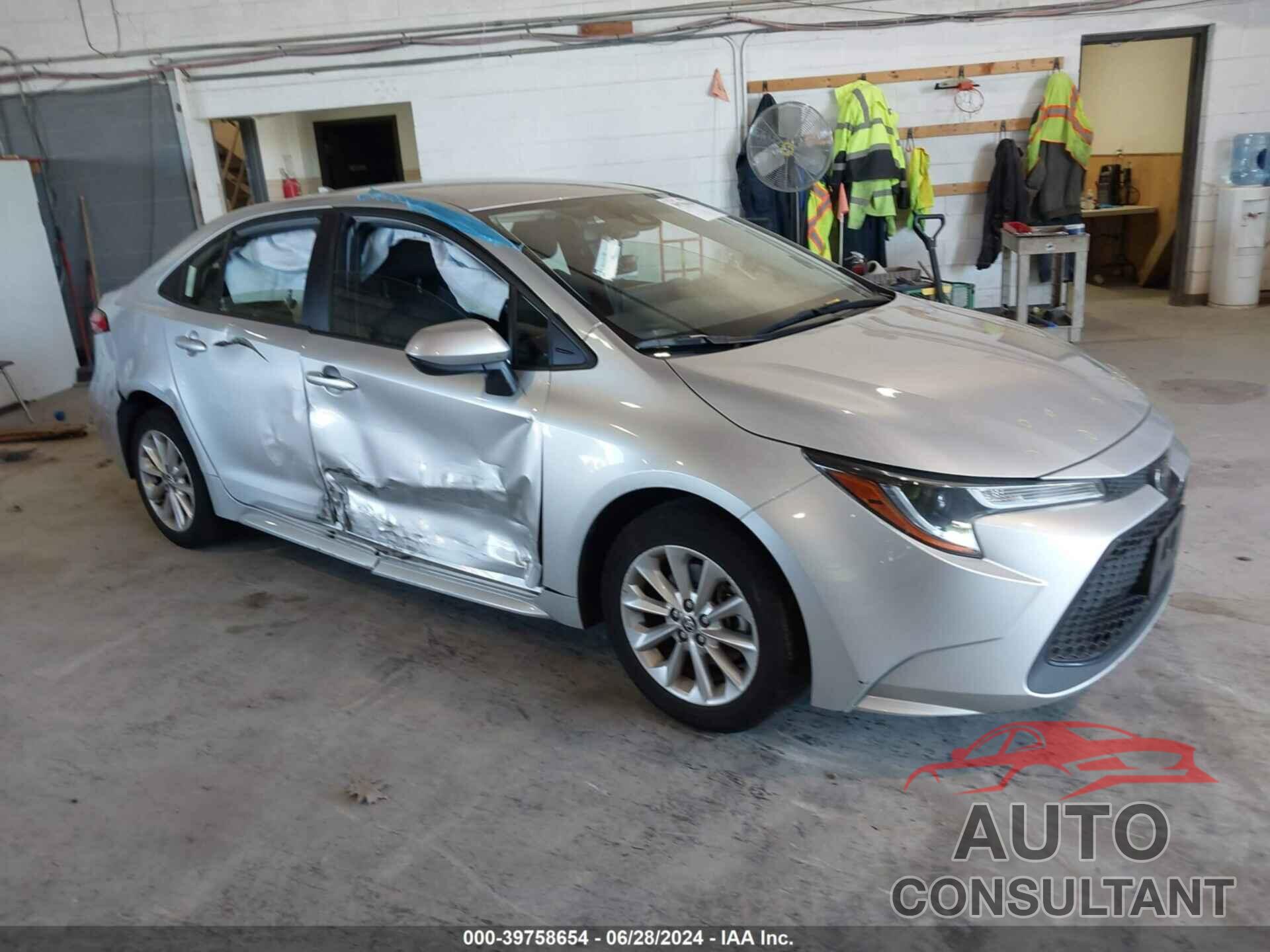 TOYOTA COROLLA 2022 - JTDVPMAE0N3028387