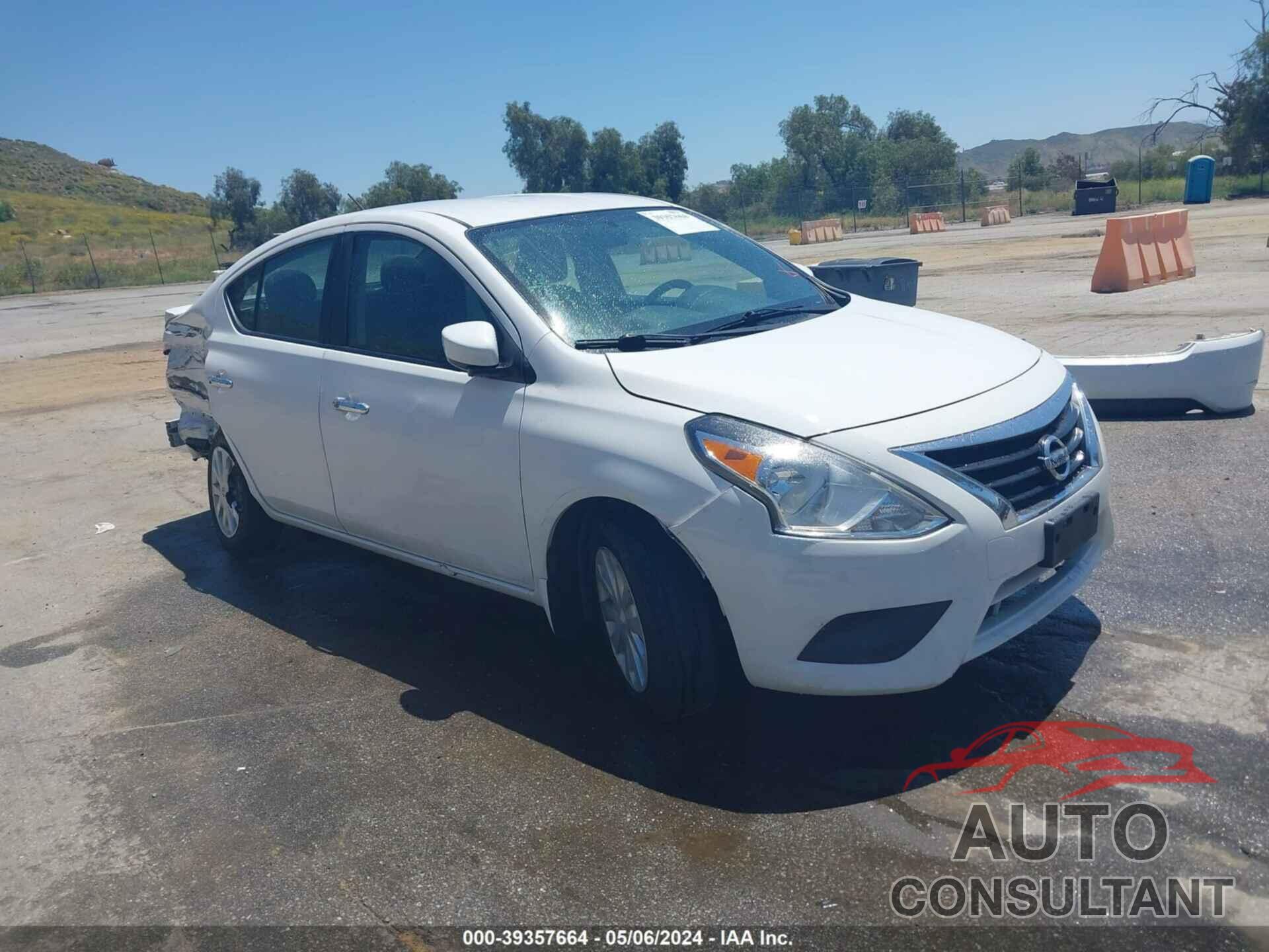 NISSAN VERSA 2017 - 3N1CN7AP7HL808706