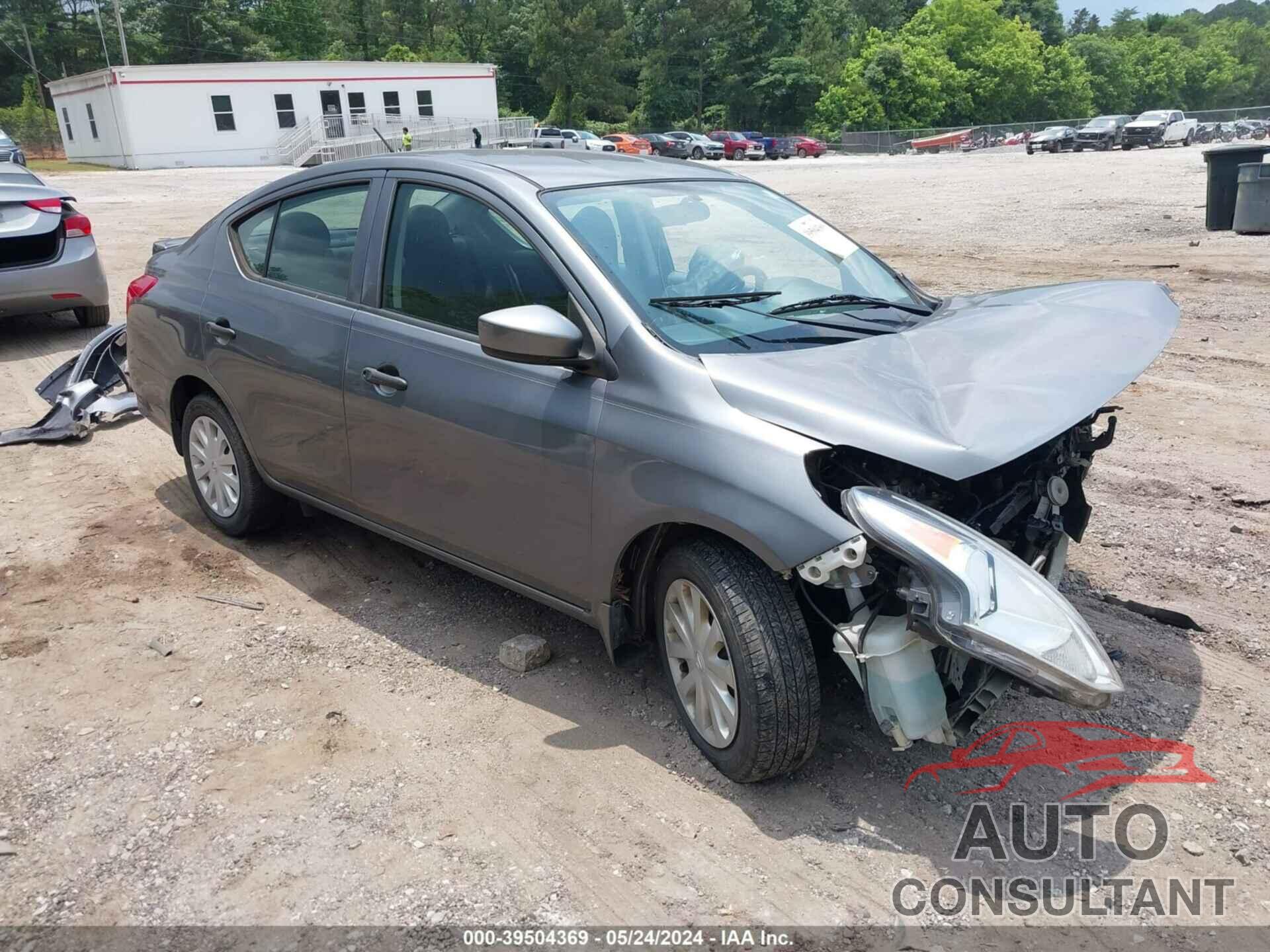 NISSAN VERSA 2017 - 3N1CN7AP5HL820370