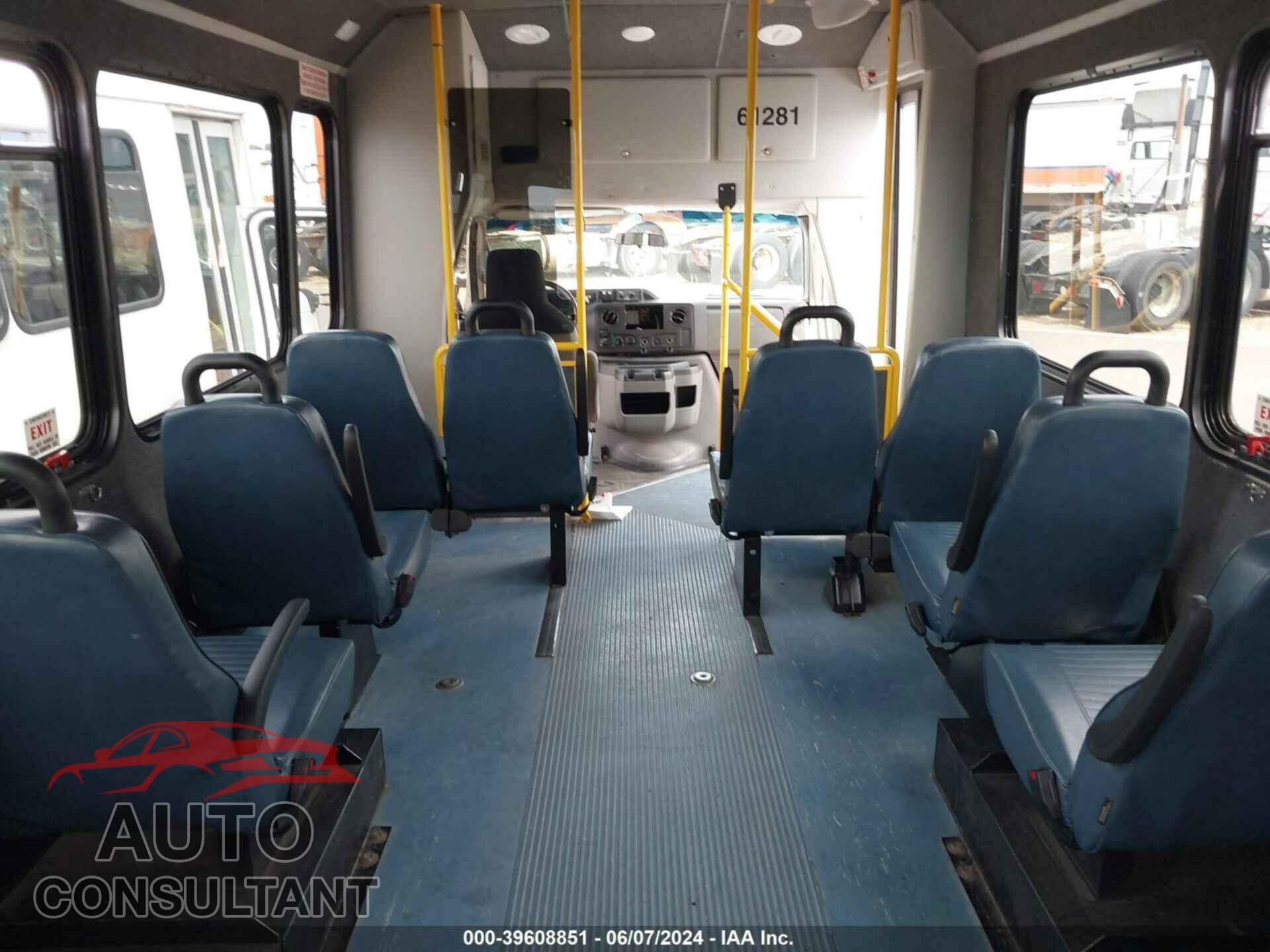 FORD E-450 CUTAWAY 2017 - 1FDFE4FS8HDC35385
