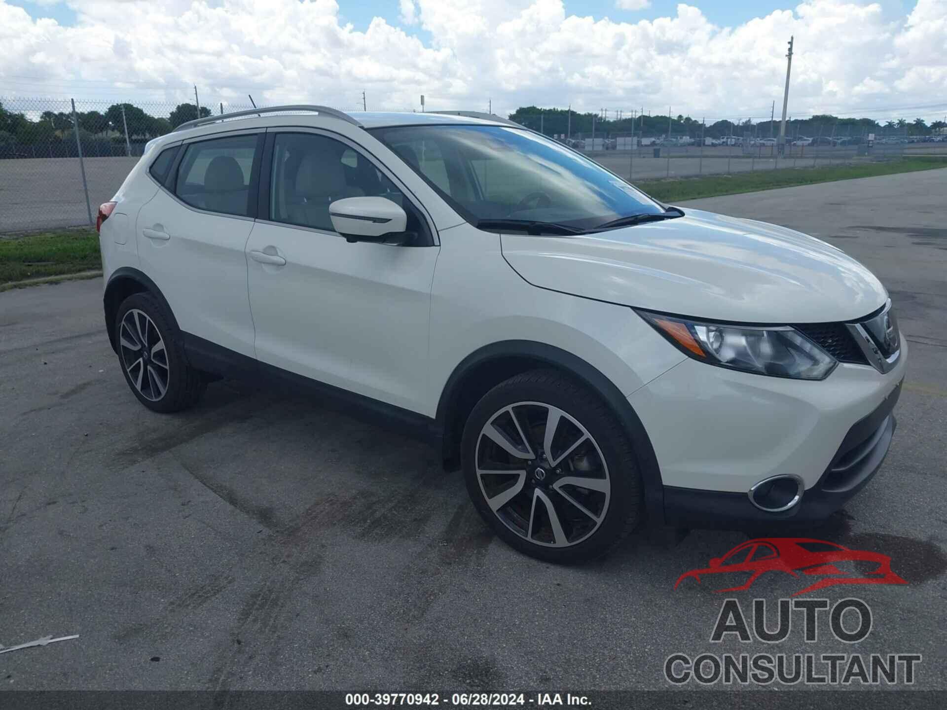 NISSAN ROGUE SPORT 2019 - JN1BJ1CR1KW628304