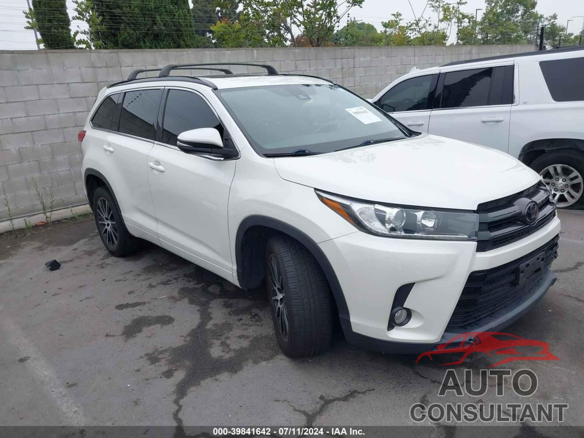 TOYOTA HIGHLANDER 2018 - 5TDKZRFHXJS542883