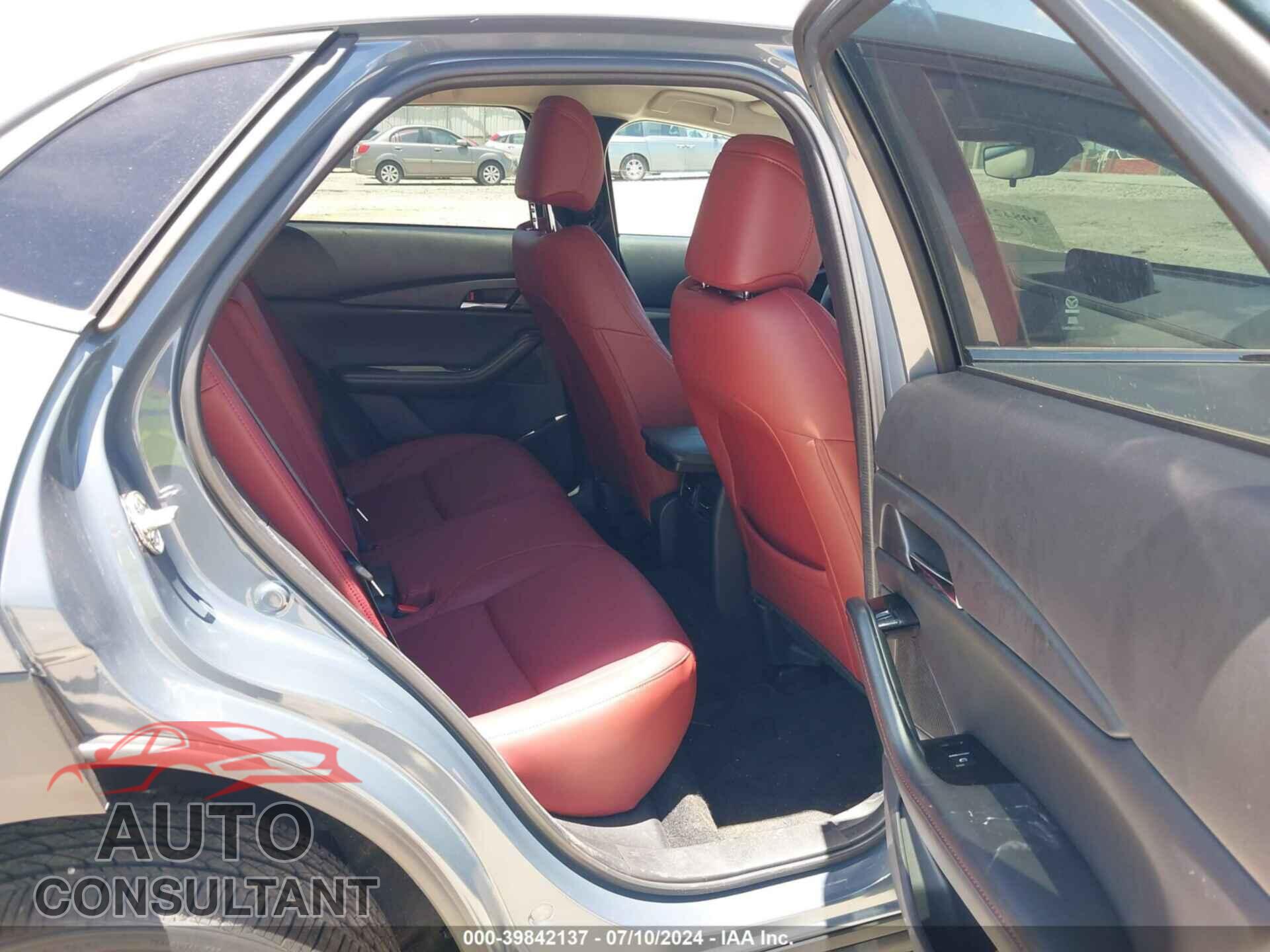 MAZDA CX-30 2024 - 3MVDMBCM0RM665005