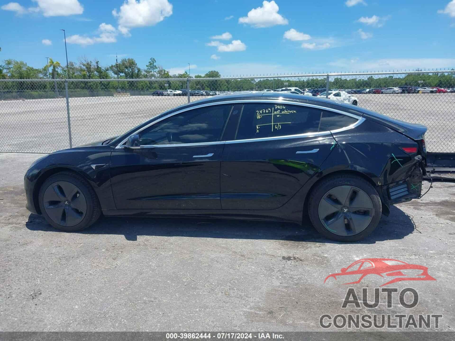 TESLA MODEL 3 2018 - 5YJ3E1EA1JF173115