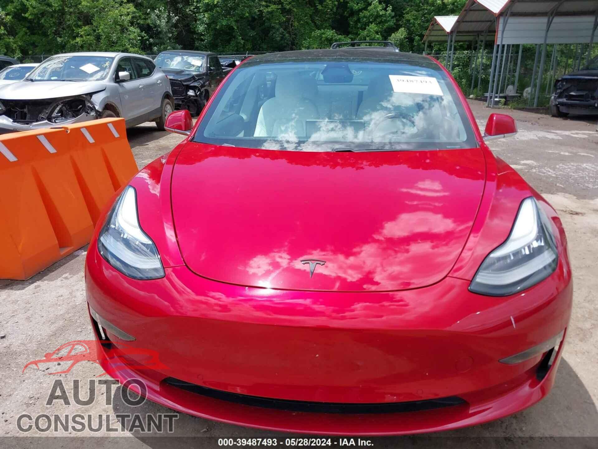 TESLA MODEL 3 2018 - 5YJ3E1EB1JF079924